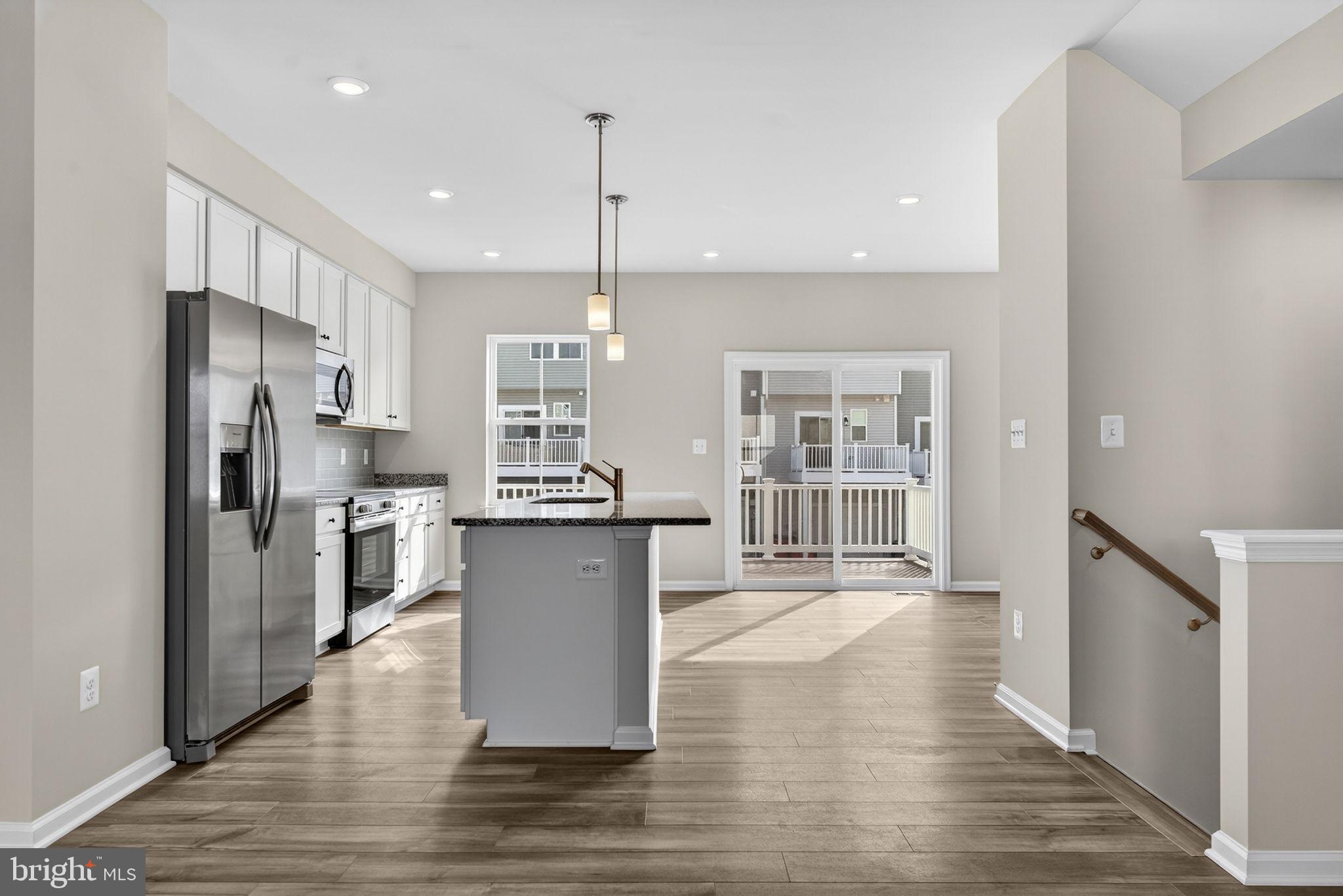 RED CLOVER MEADOWS - Residential Lease