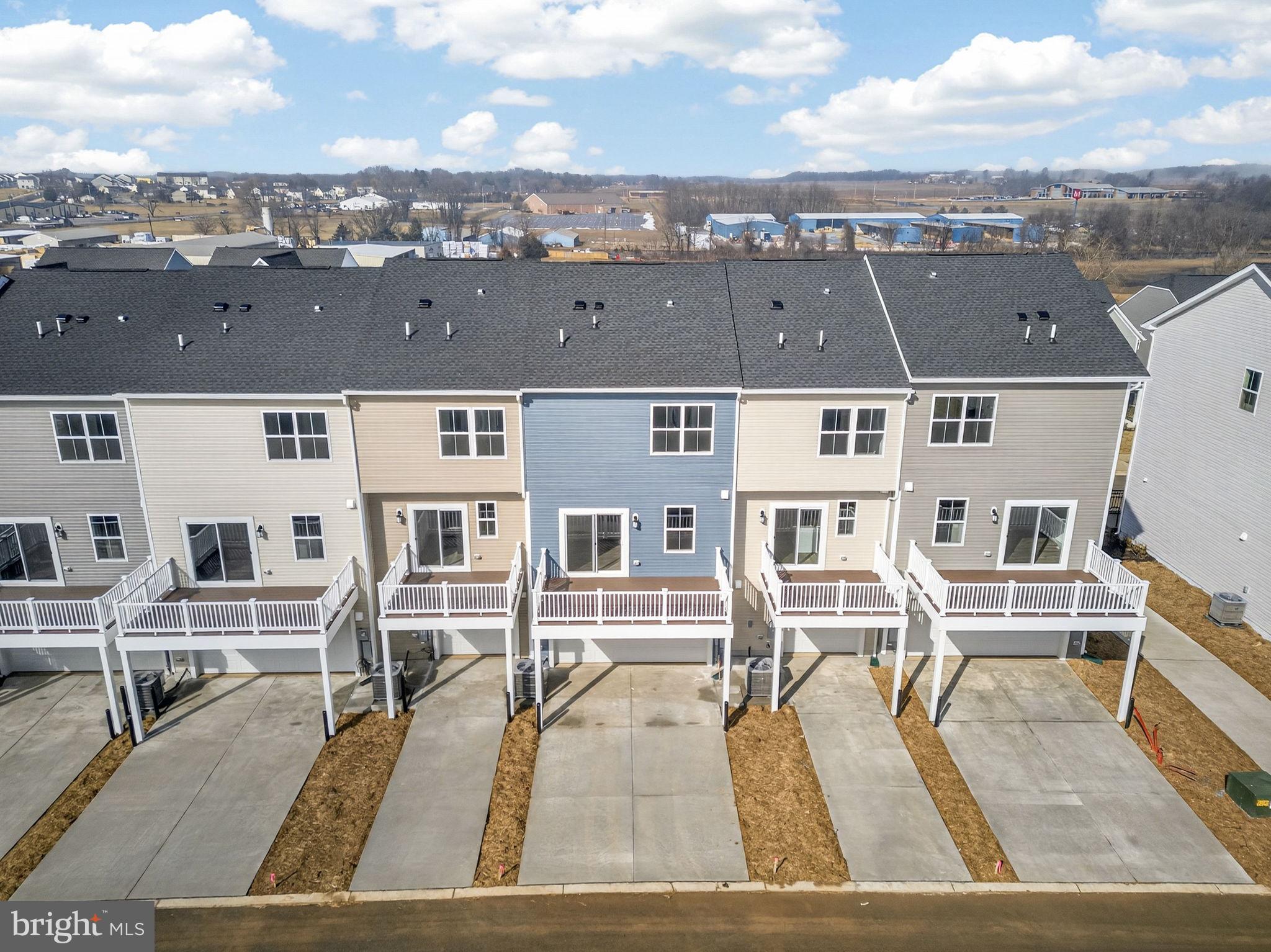 RED CLOVER MEADOWS - Residential Lease