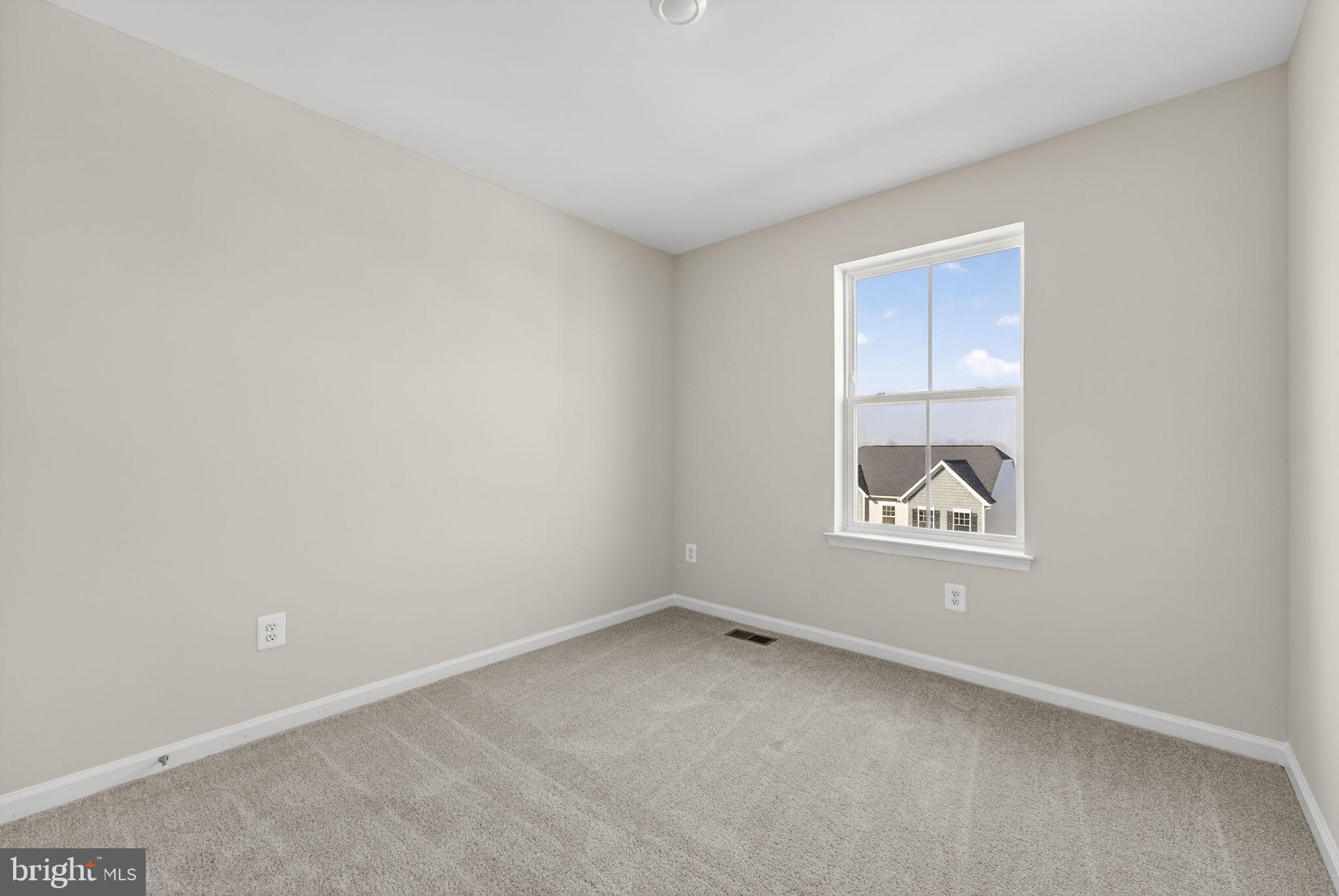 RED CLOVER MEADOWS - Residential Lease