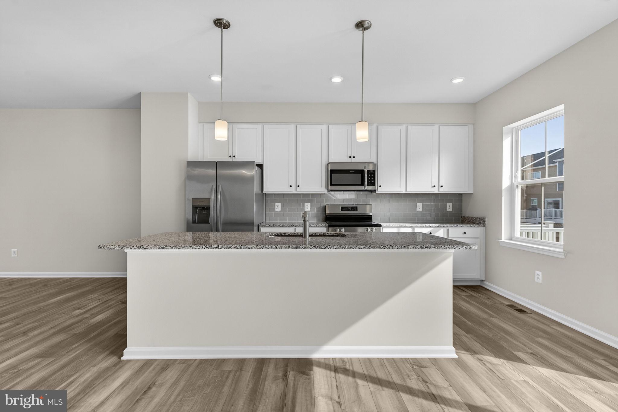 RED CLOVER MEADOWS - Residential Lease