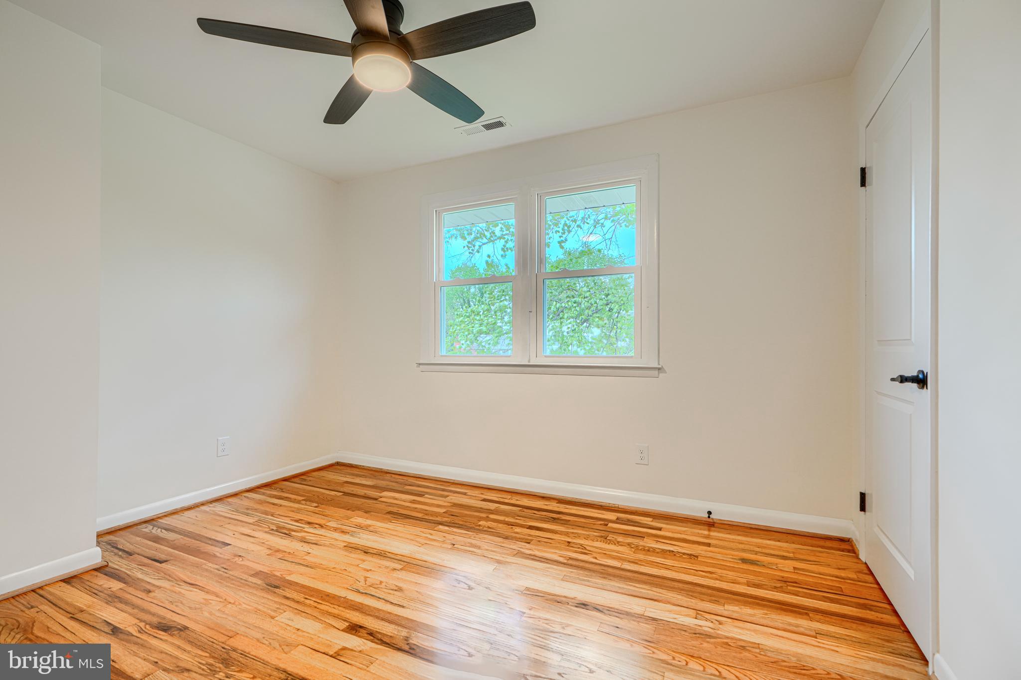 SUBURBAN GREENS - Residential