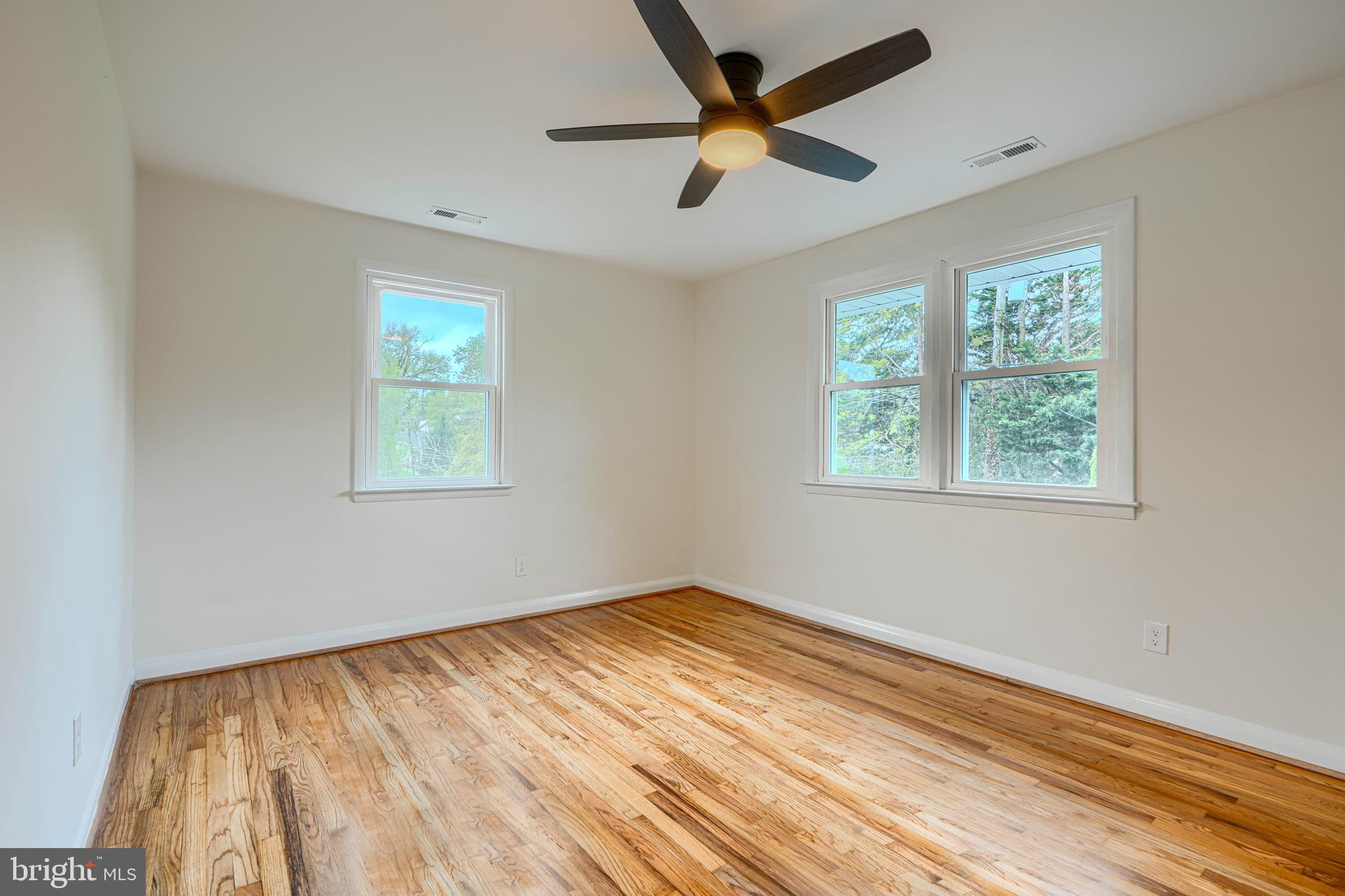 SUBURBAN GREENS - Residential