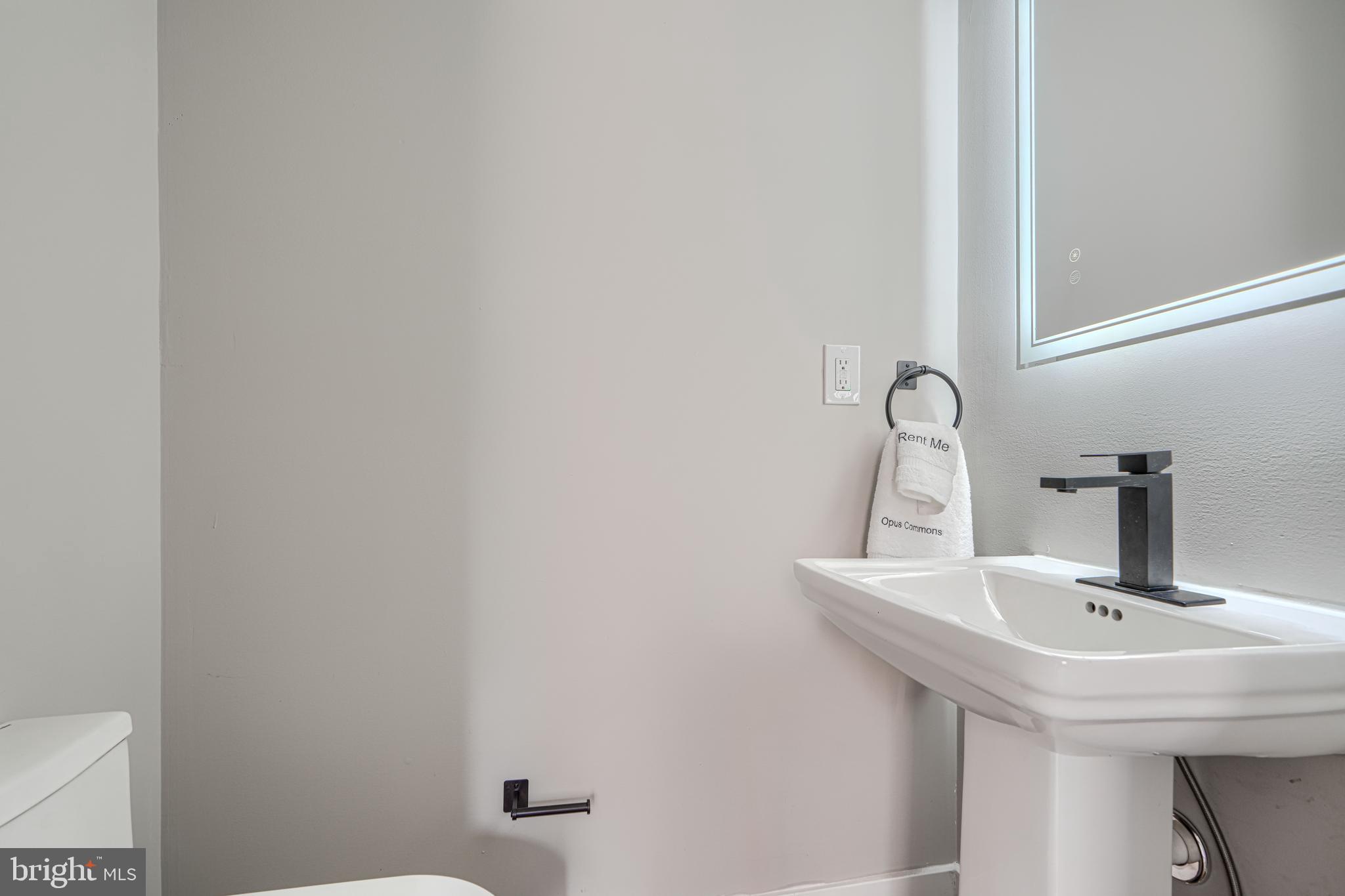 SUBURBAN GREENS - Residential