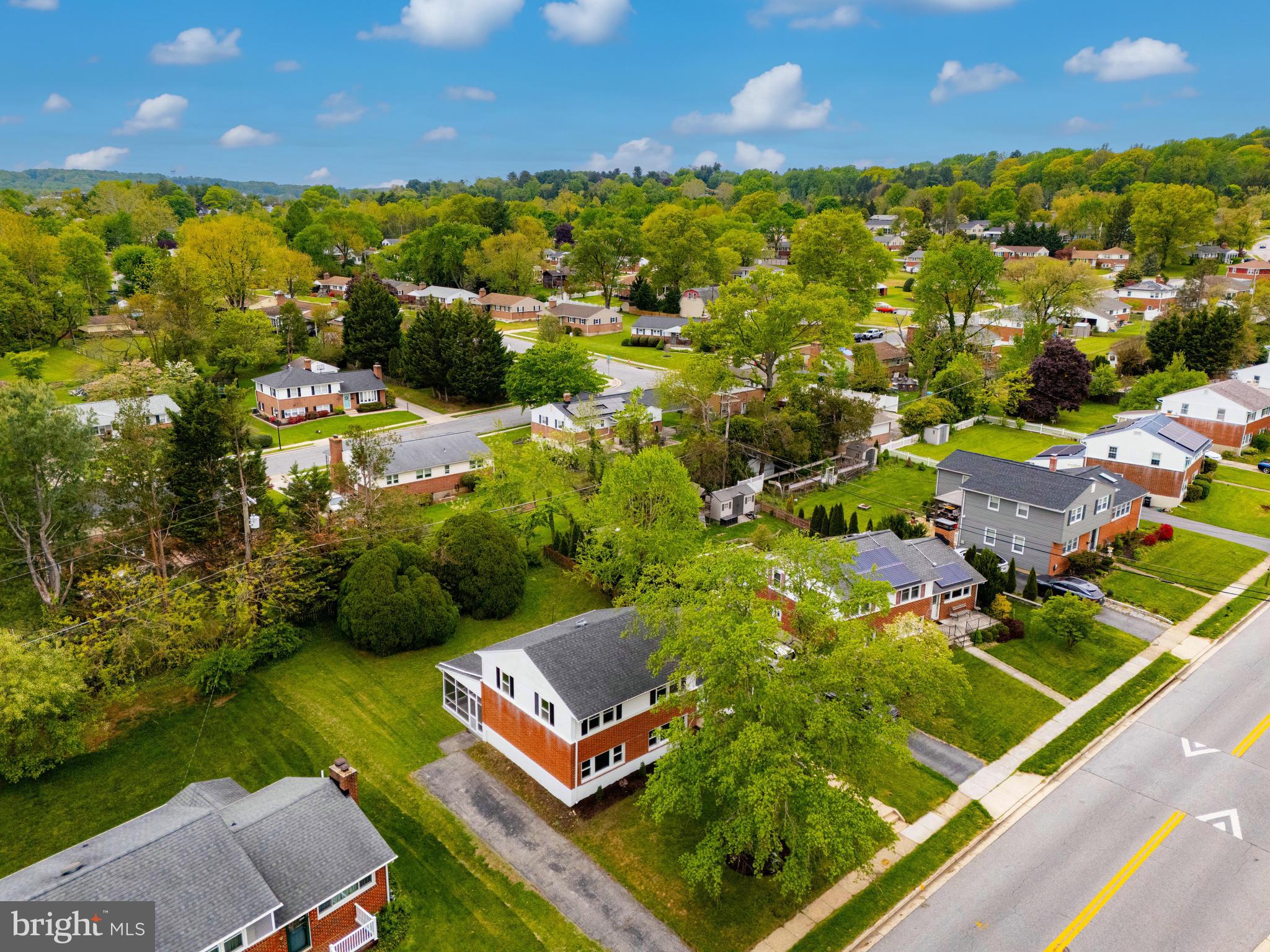 SUBURBAN GREENS - Residential