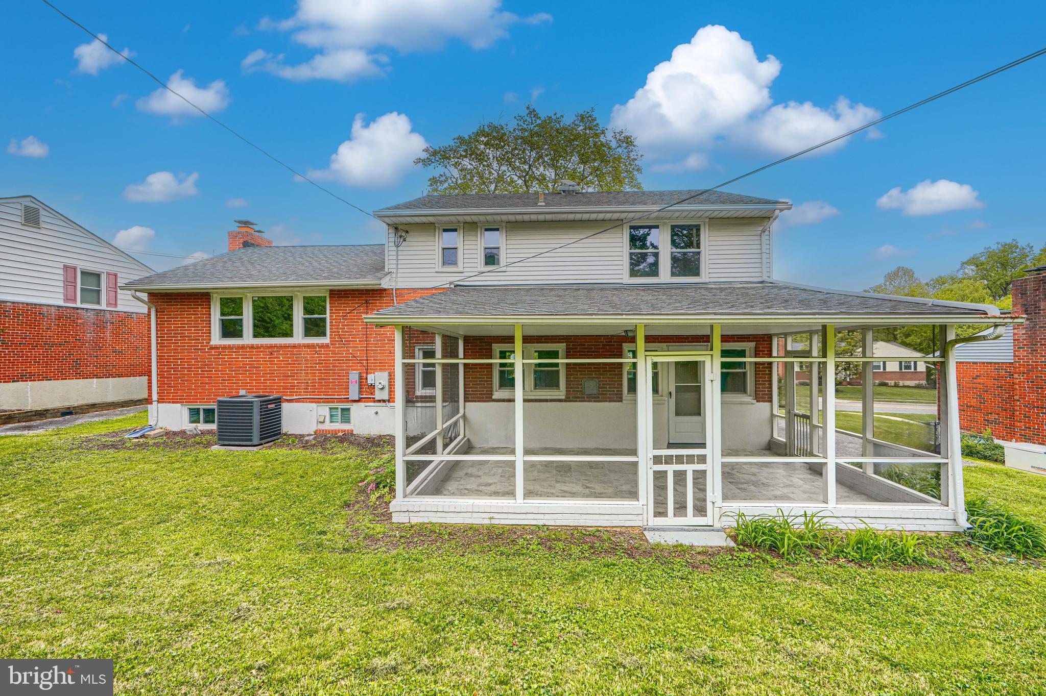 SUBURBAN GREENS - Residential