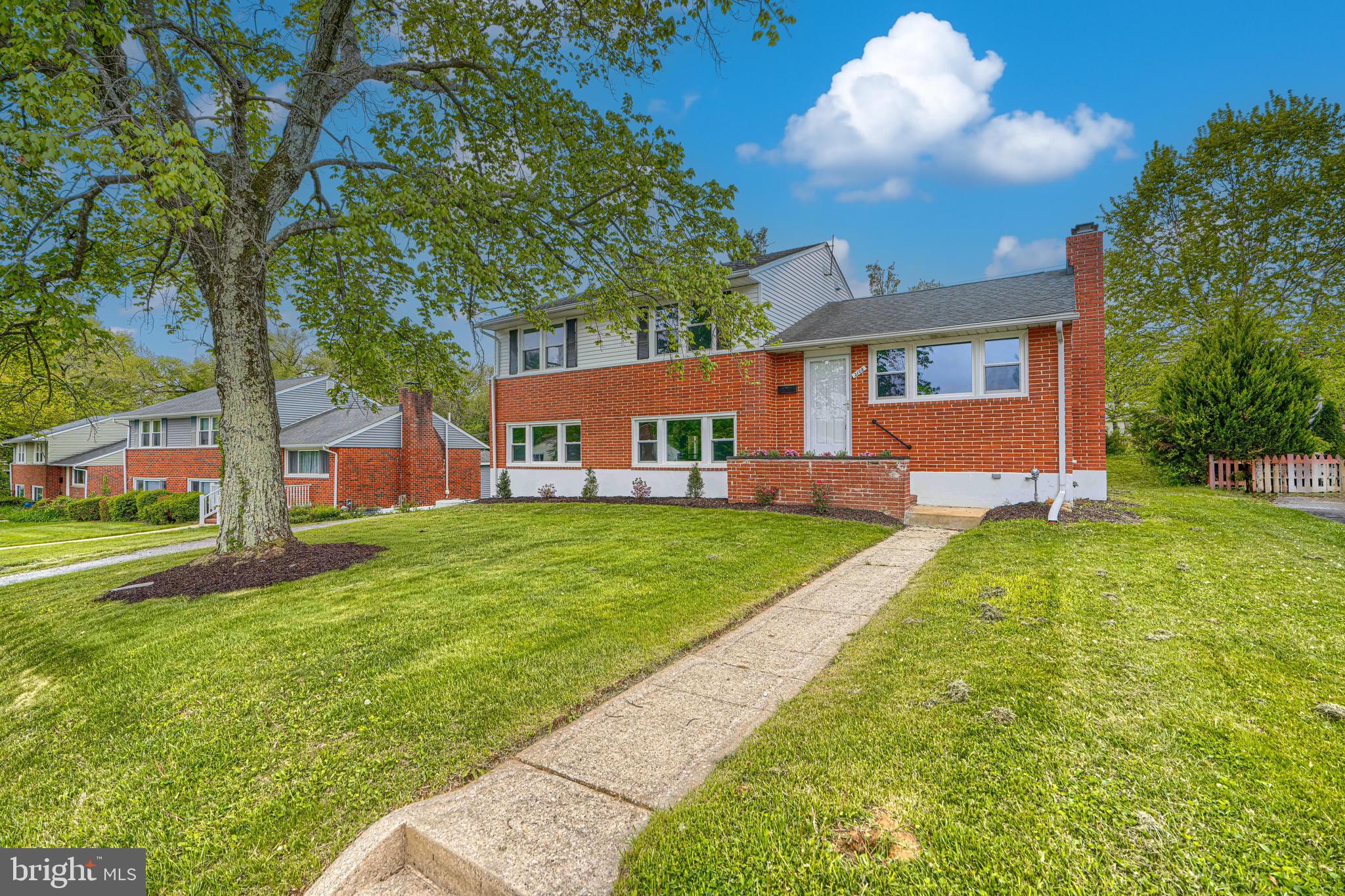 SUBURBAN GREENS - Residential