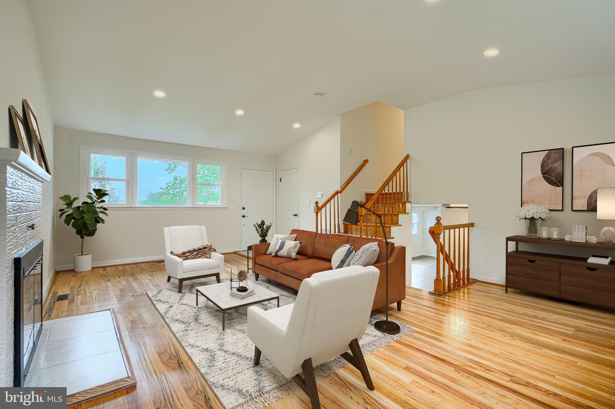 SUBURBAN GREENS - Residential