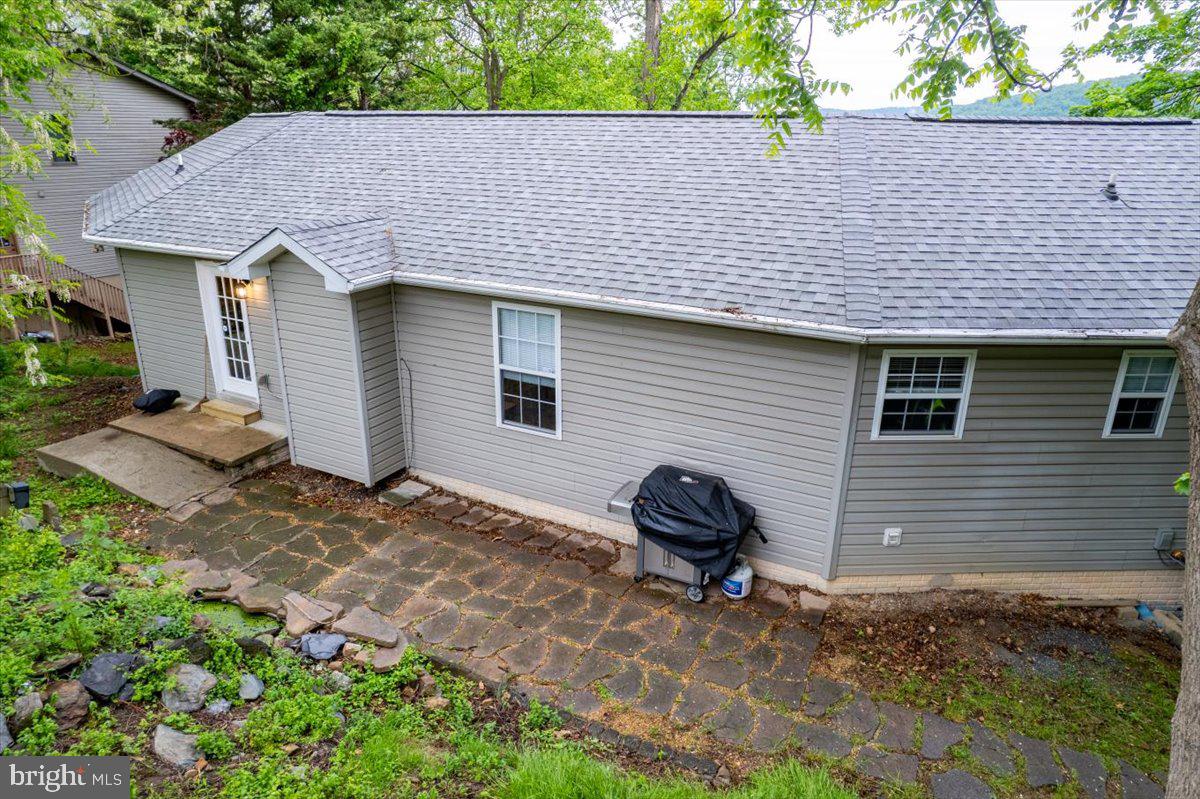 BOLIVAR VILLAGE - Residential