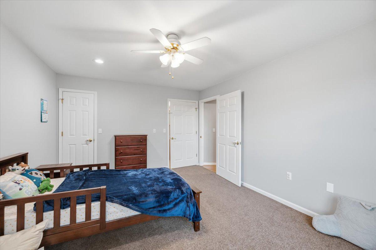 BOLIVAR VILLAGE - Residential