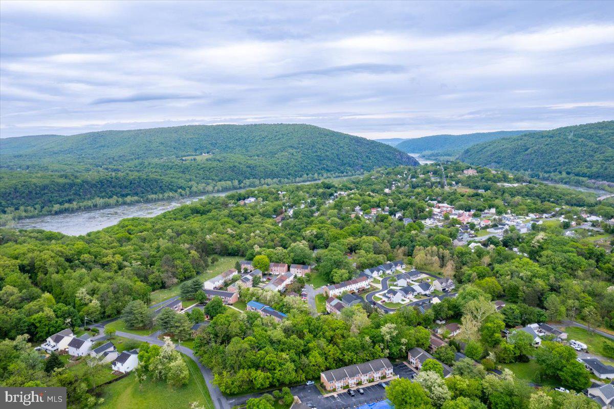 BOLIVAR VILLAGE - Residential