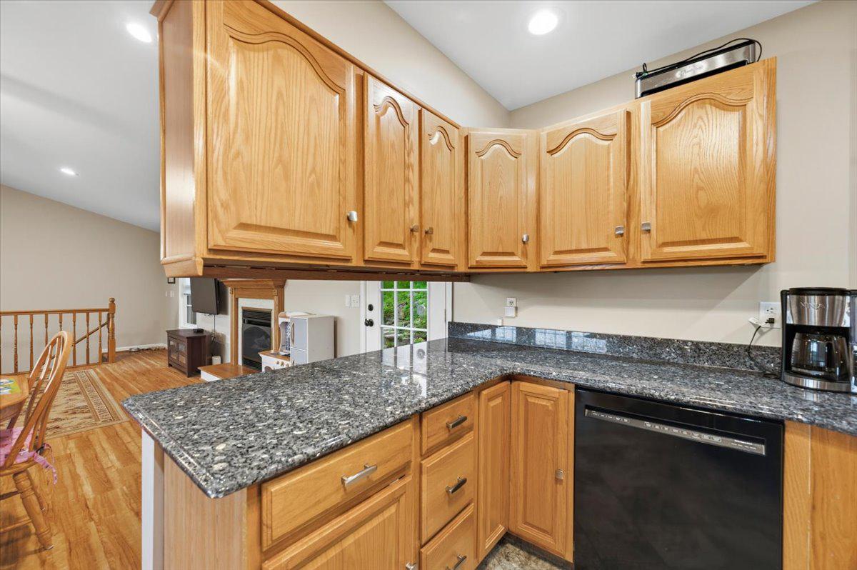 BOLIVAR VILLAGE - Residential