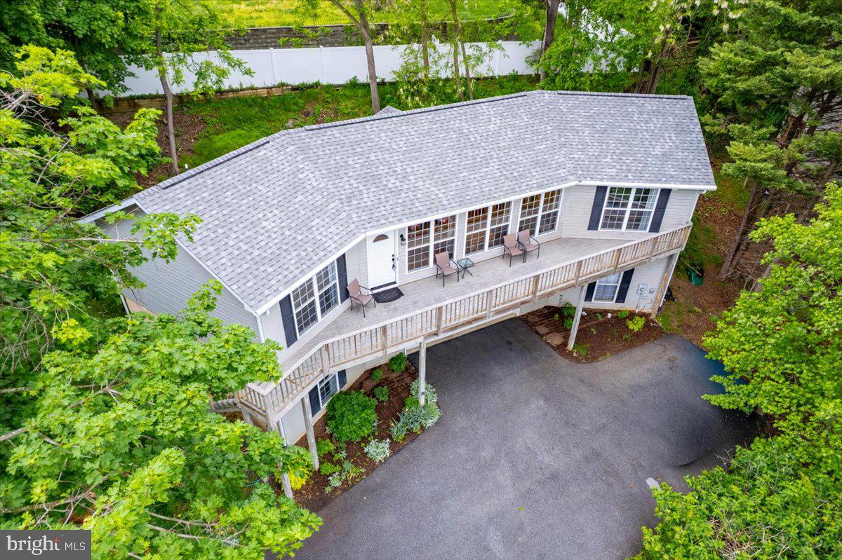 BOLIVAR VILLAGE - Residential