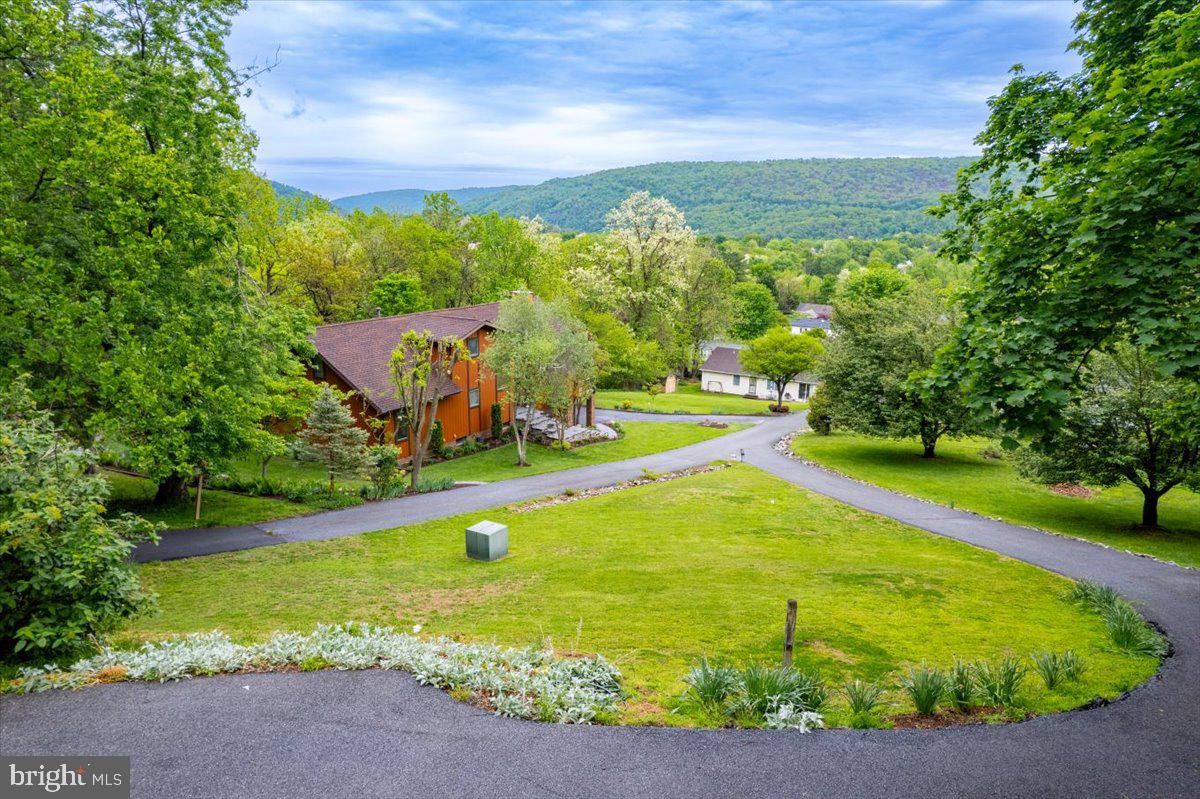 BOLIVAR VILLAGE - Residential