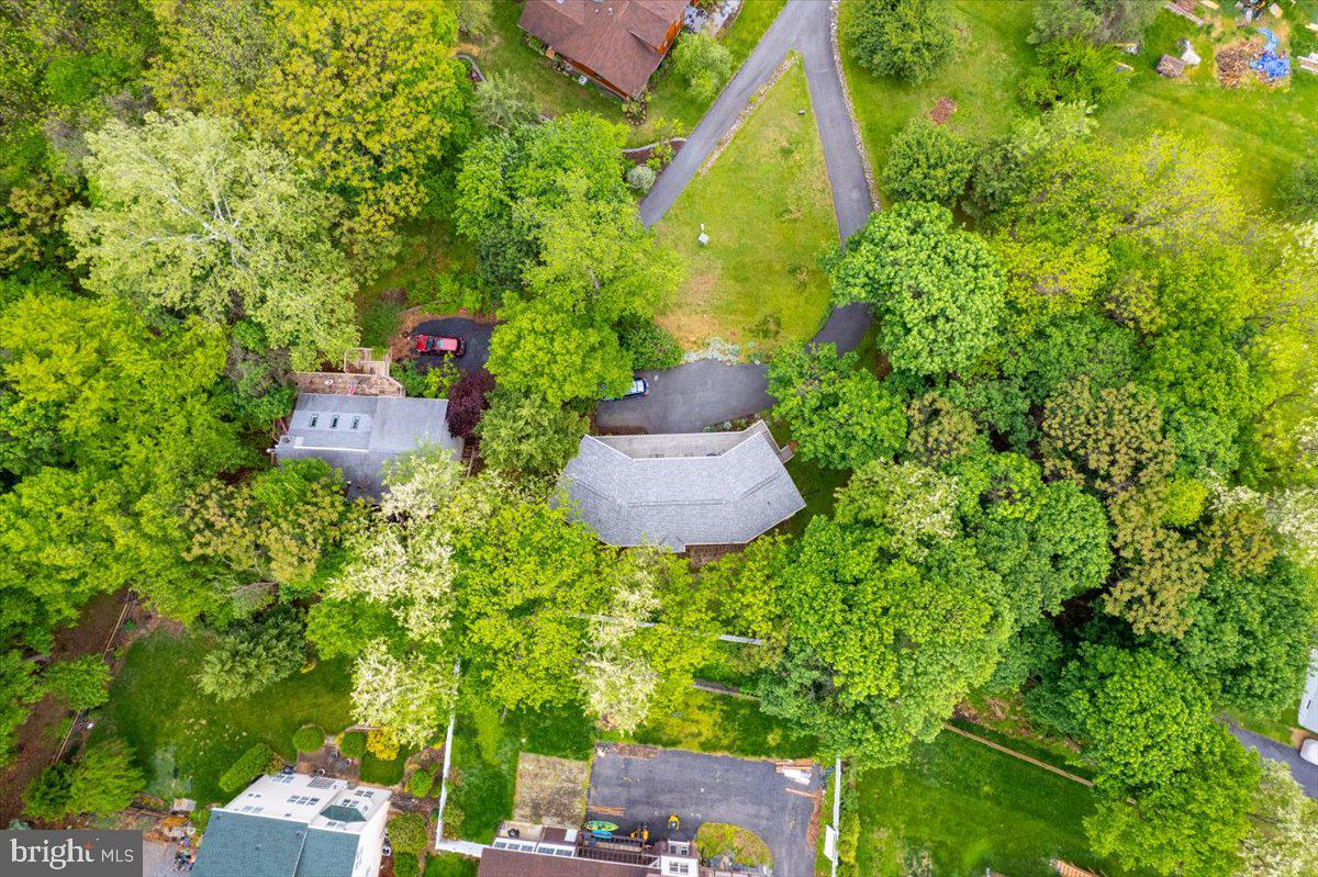 BOLIVAR VILLAGE - Residential