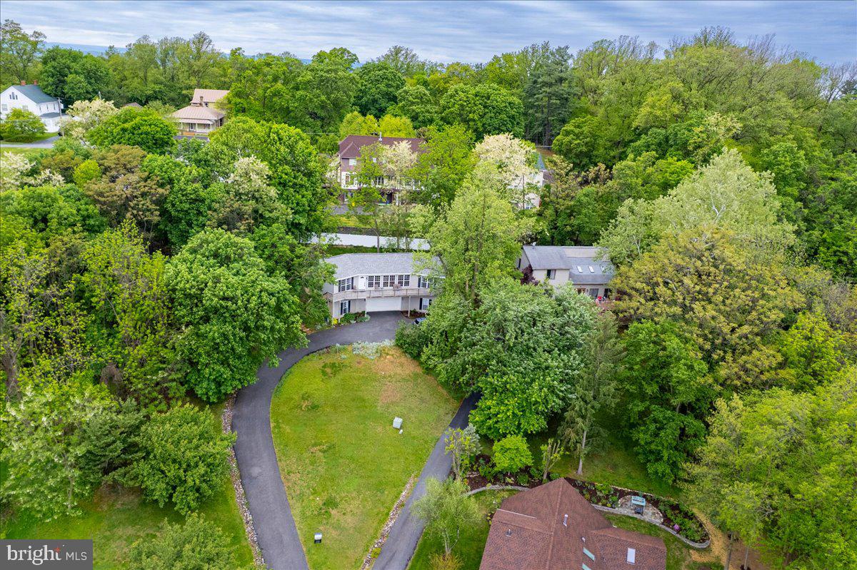 BOLIVAR VILLAGE - Residential