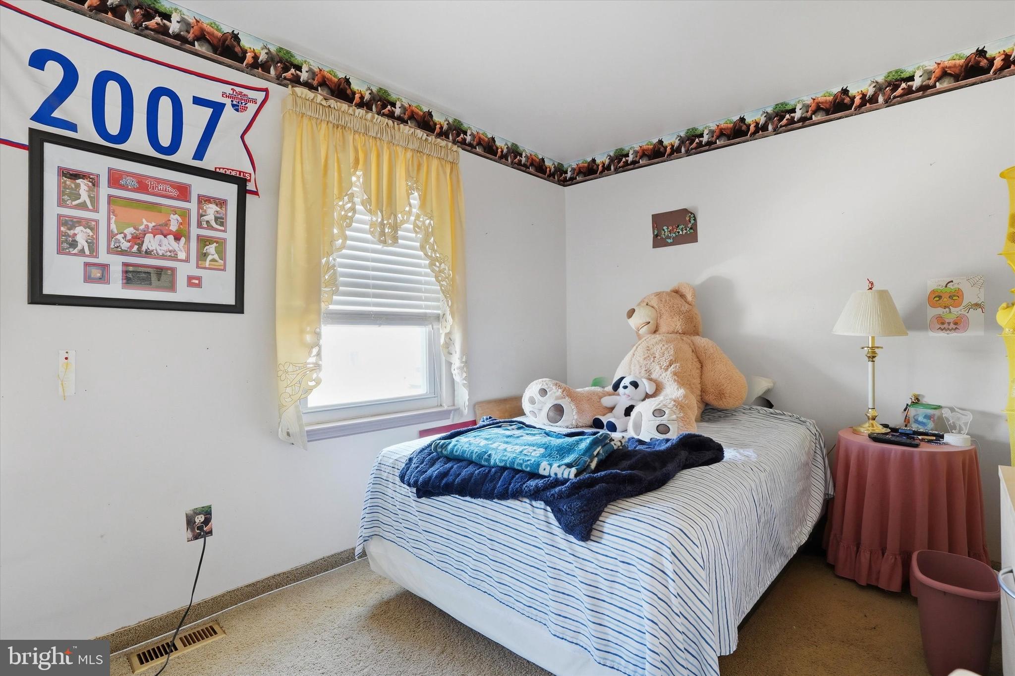 CROSS ROADS - Residential