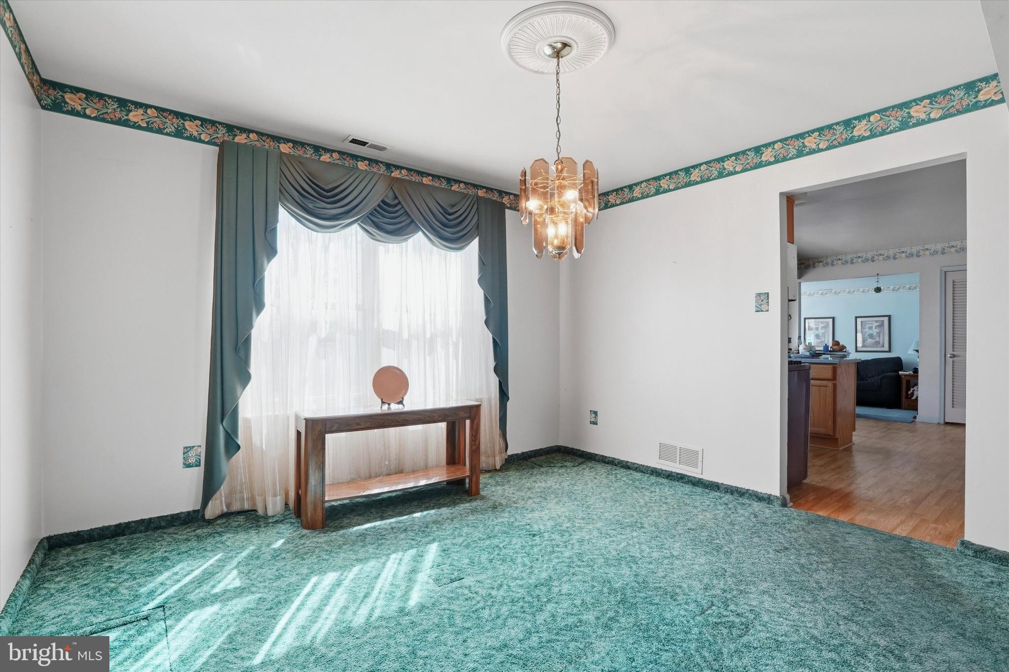 CROSS ROADS - Residential