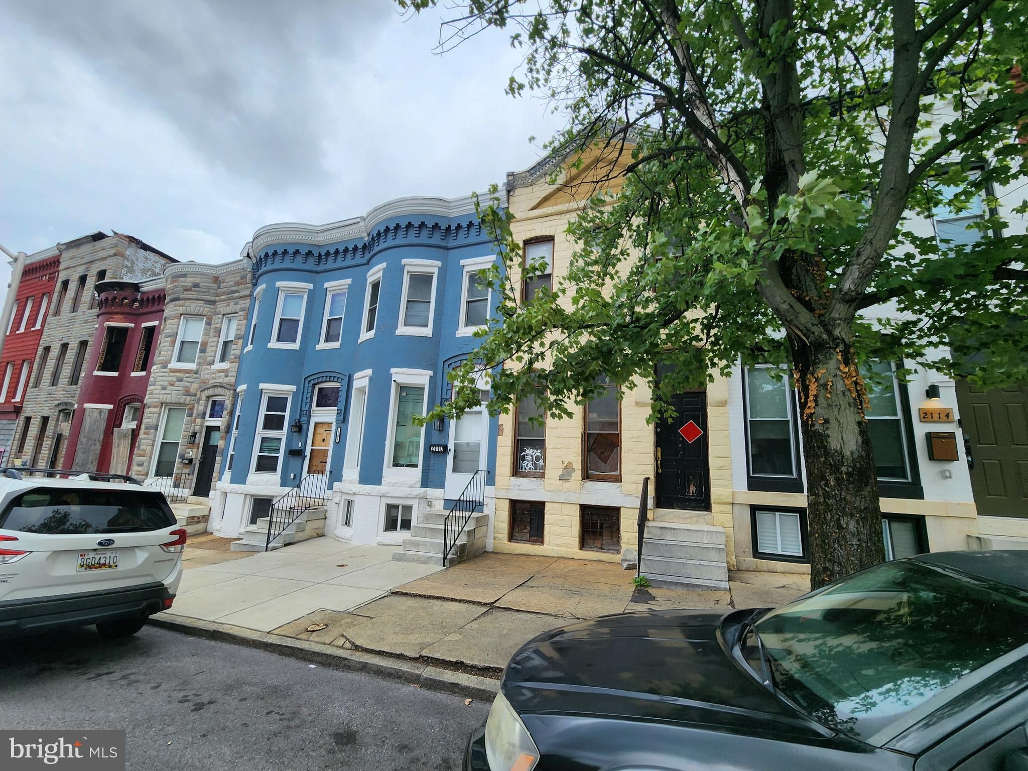 2112 N FULTON AVENUE