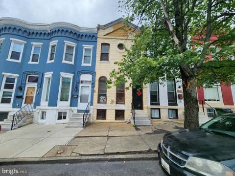 Townhouse For Sale - 2112 N Fulton Avenue<br/> BALTIMORE, MD 21217
