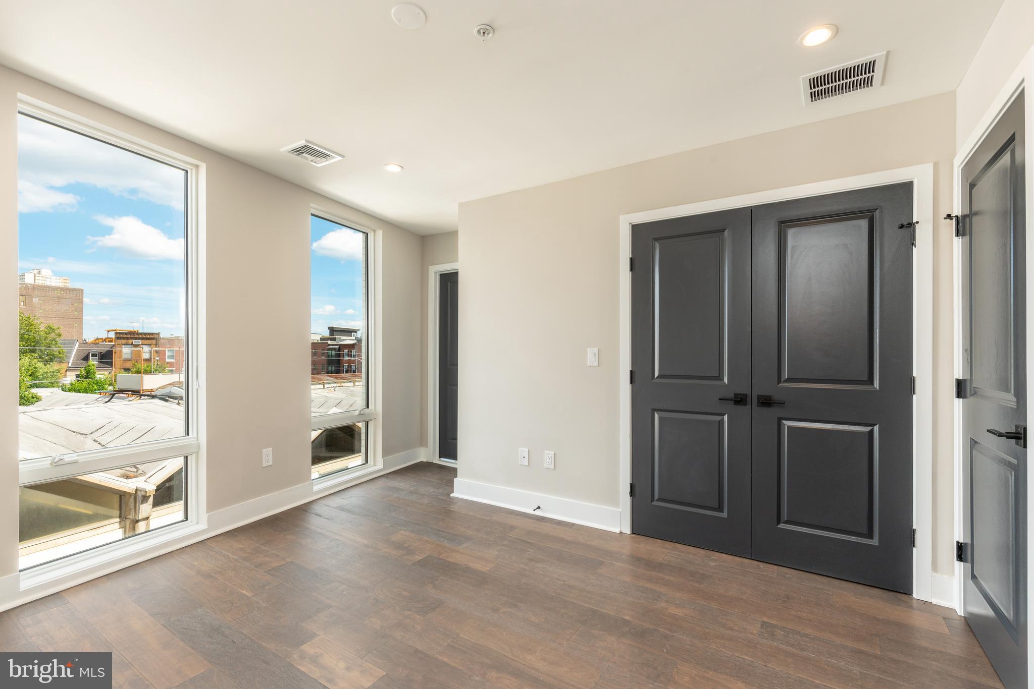 BELLA VISTA - Residential