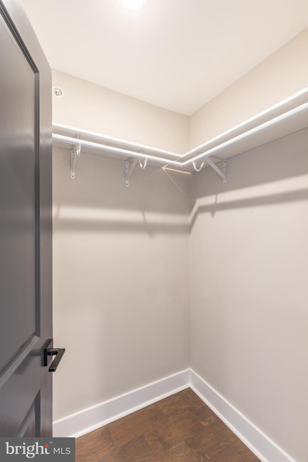 BELLA VISTA - Residential