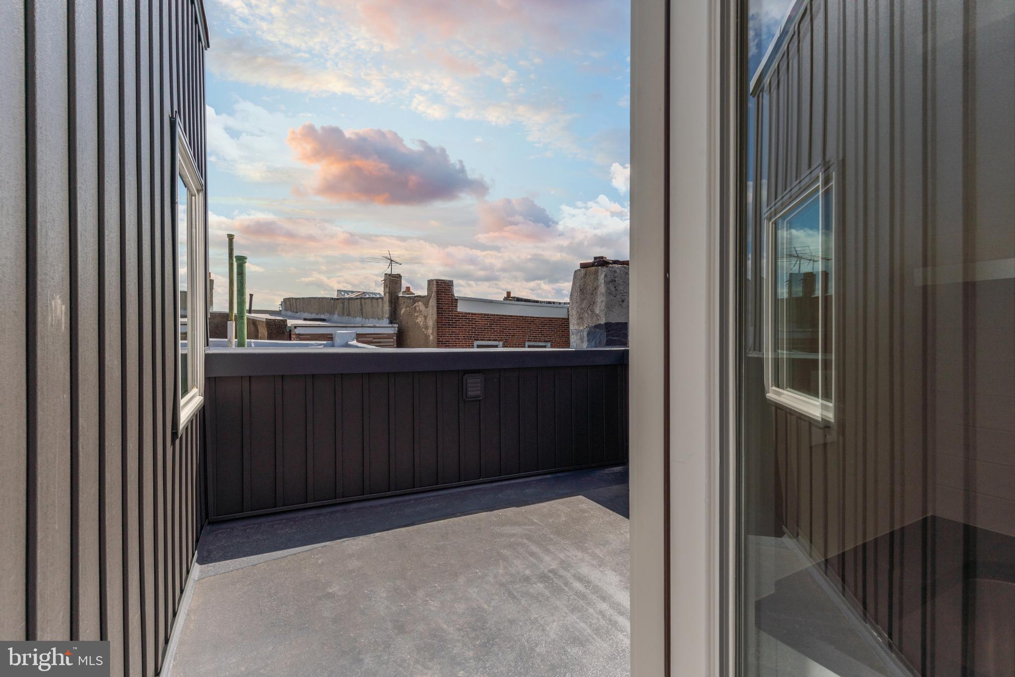 BELLA VISTA - Residential