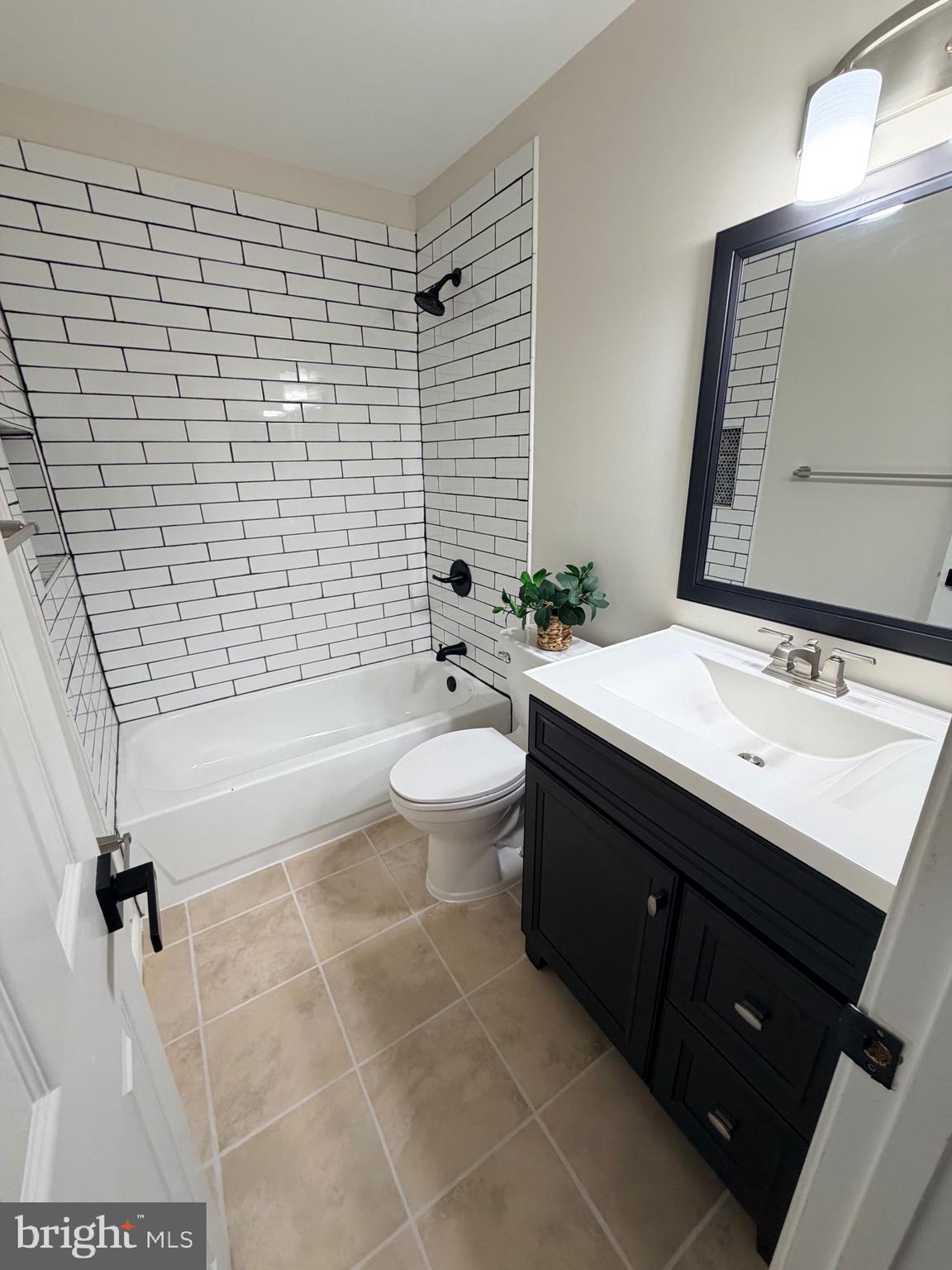 WOODSTONE - Residential Lease