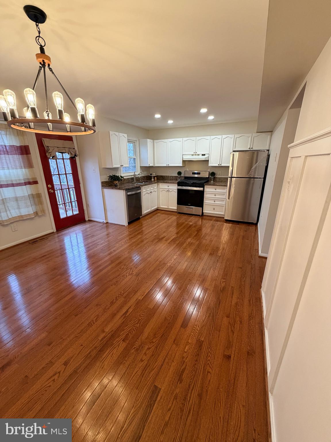 WOODSTONE - Residential Lease