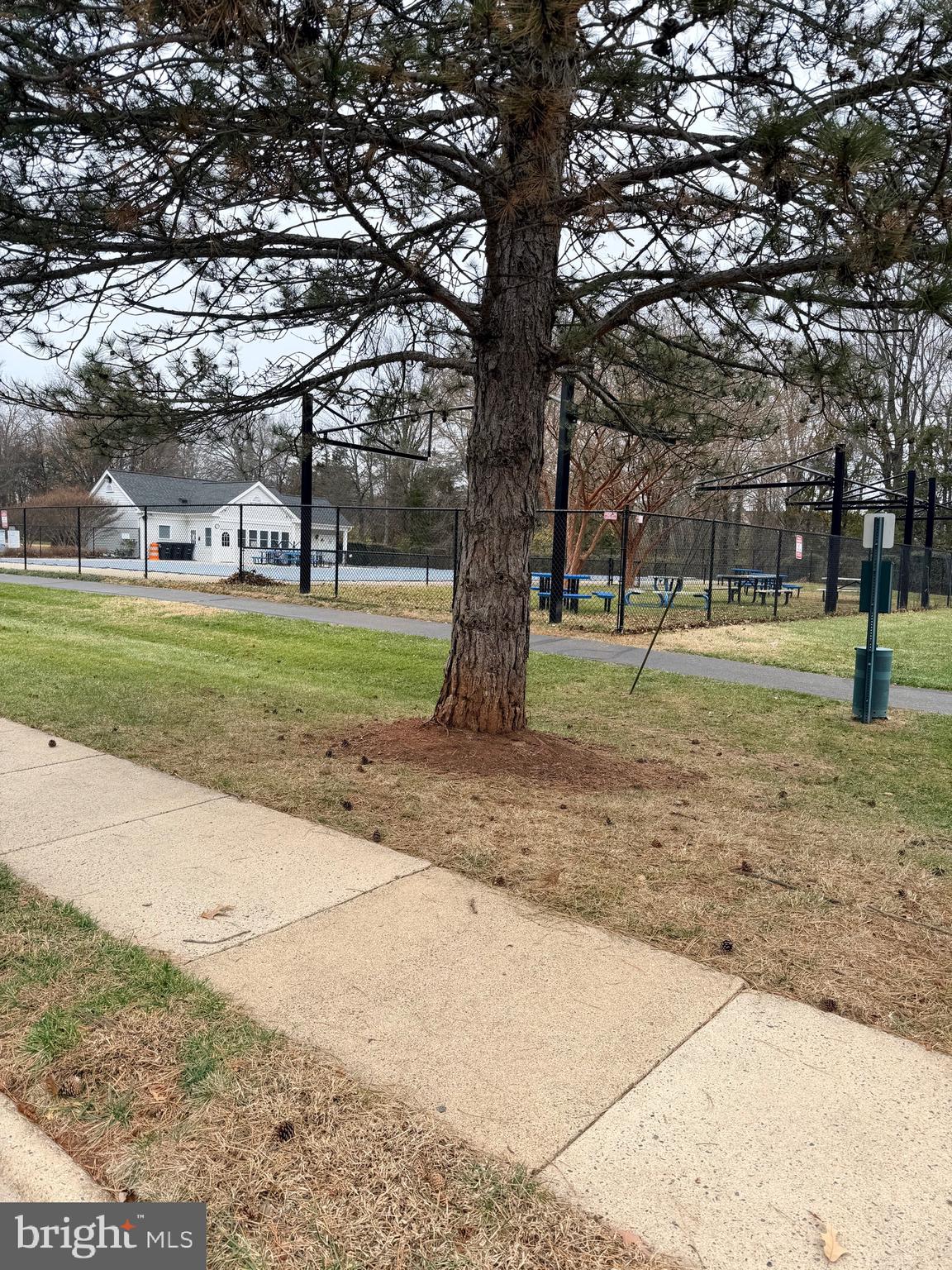 WOODSTONE - Residential Lease