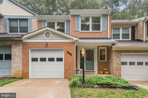 8017 GALLA KNOLL CIRCLE SPRINGFIELD VA 22153