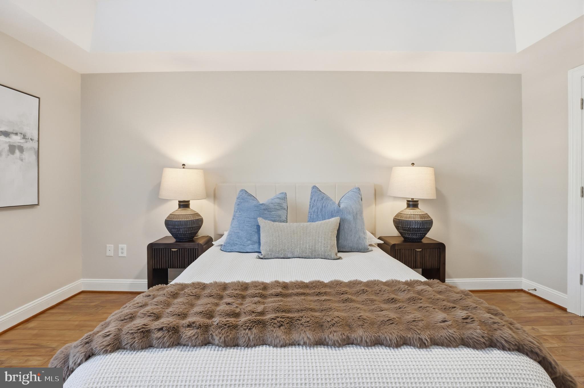 ISABELLA AT MONTICELLO MEWS - Residential