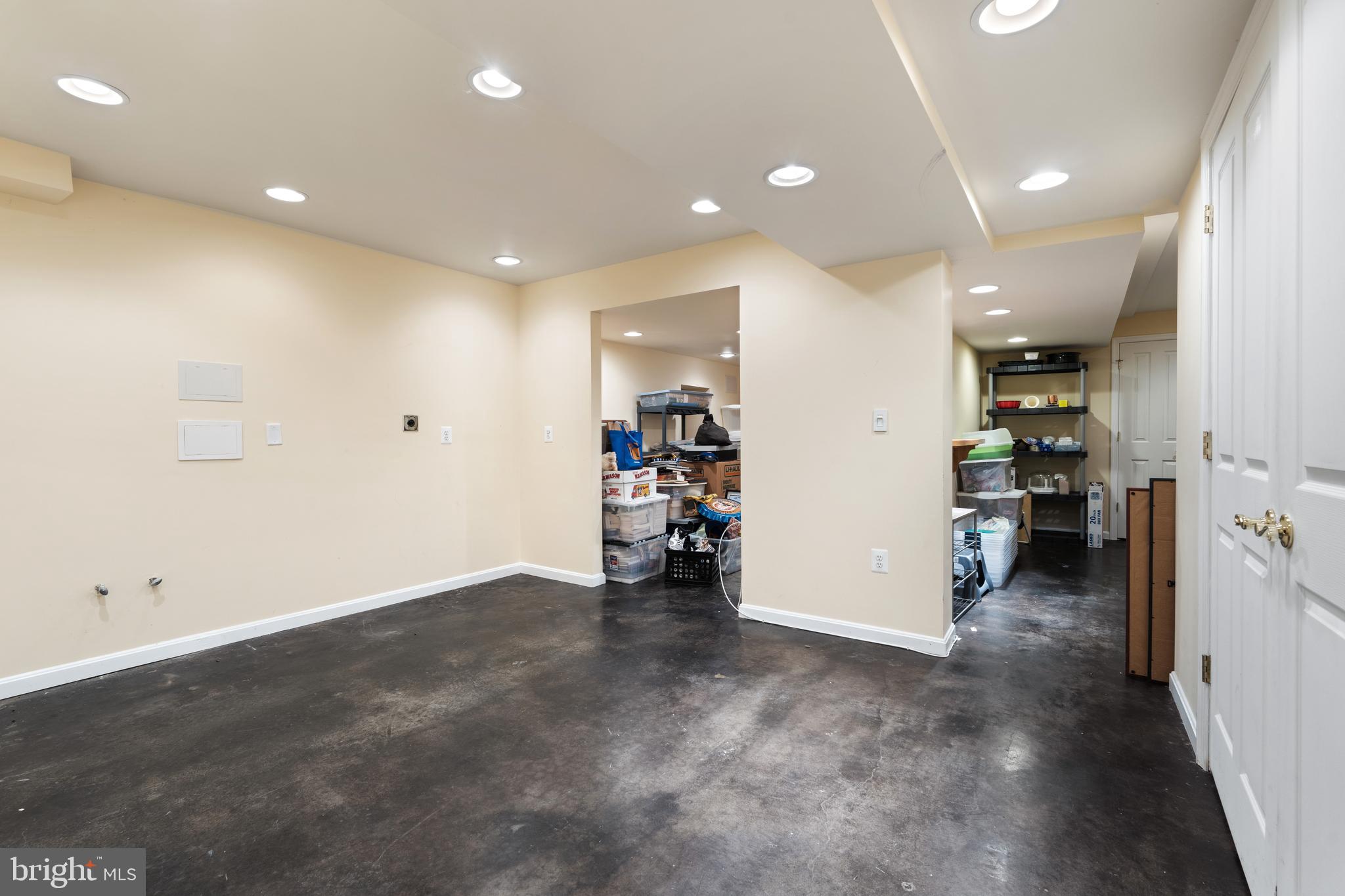 WORMANS MILL - Residential