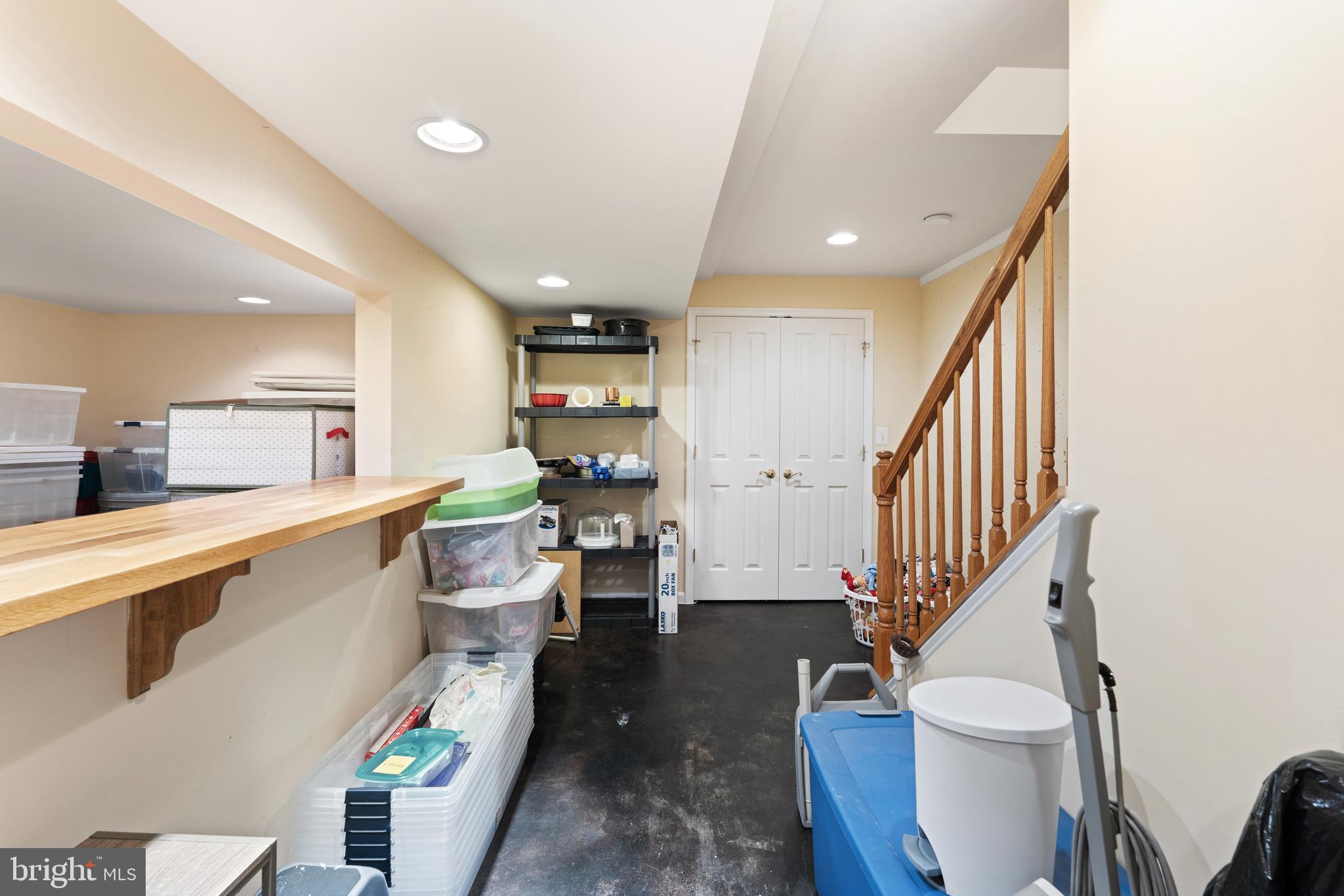 WORMANS MILL - Residential