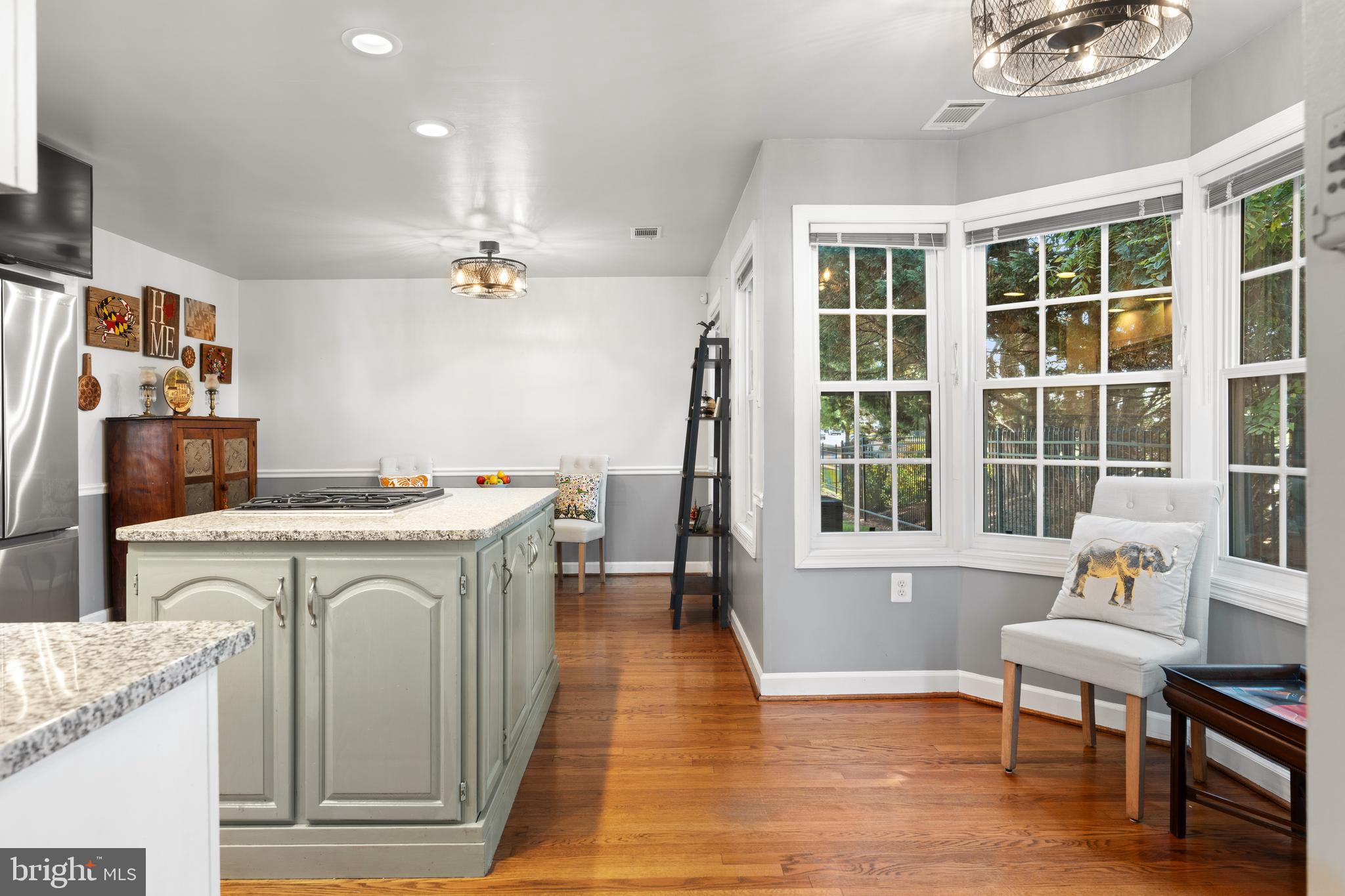 WORMANS MILL - Residential