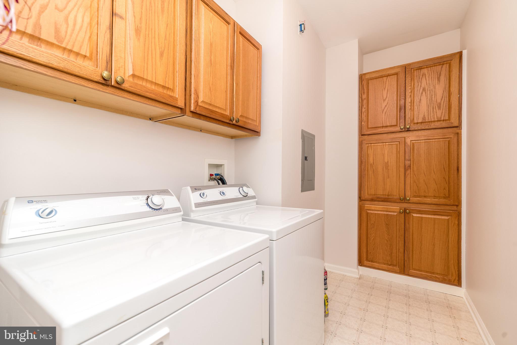 LAMPLIGHTER VILLAGE - Residential