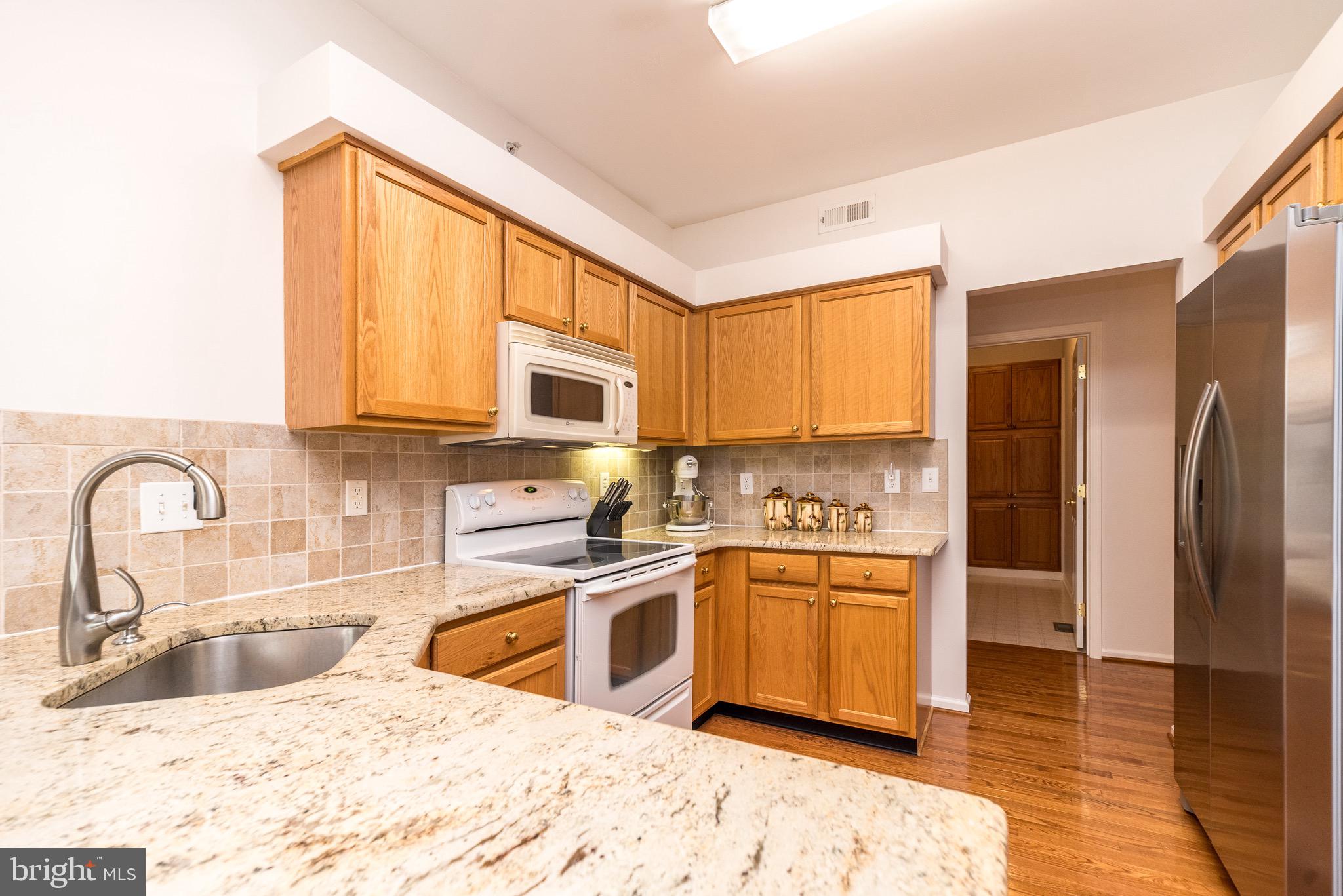 LAMPLIGHTER VILLAGE - Residential