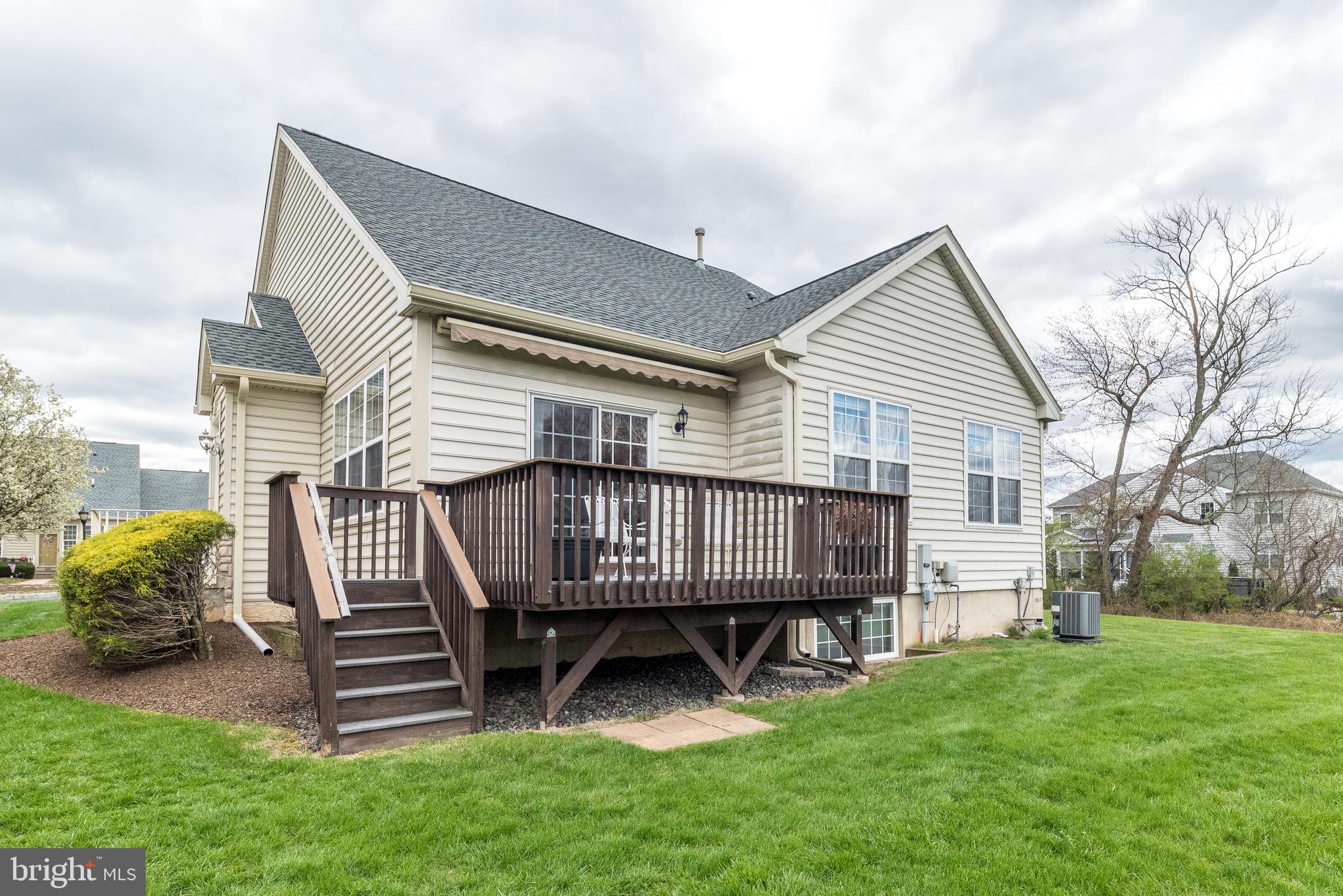 LAMPLIGHTER VILLAGE - Residential