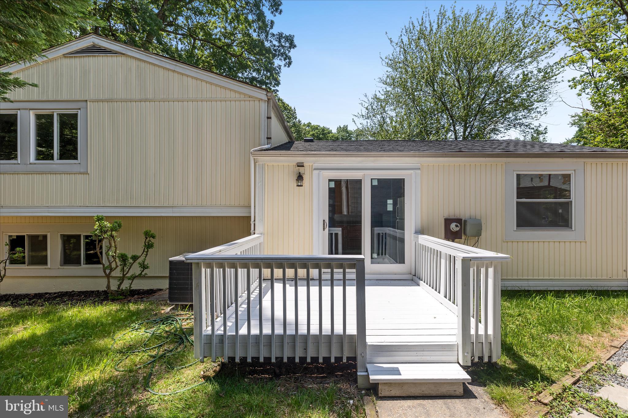 RESTON - Residential