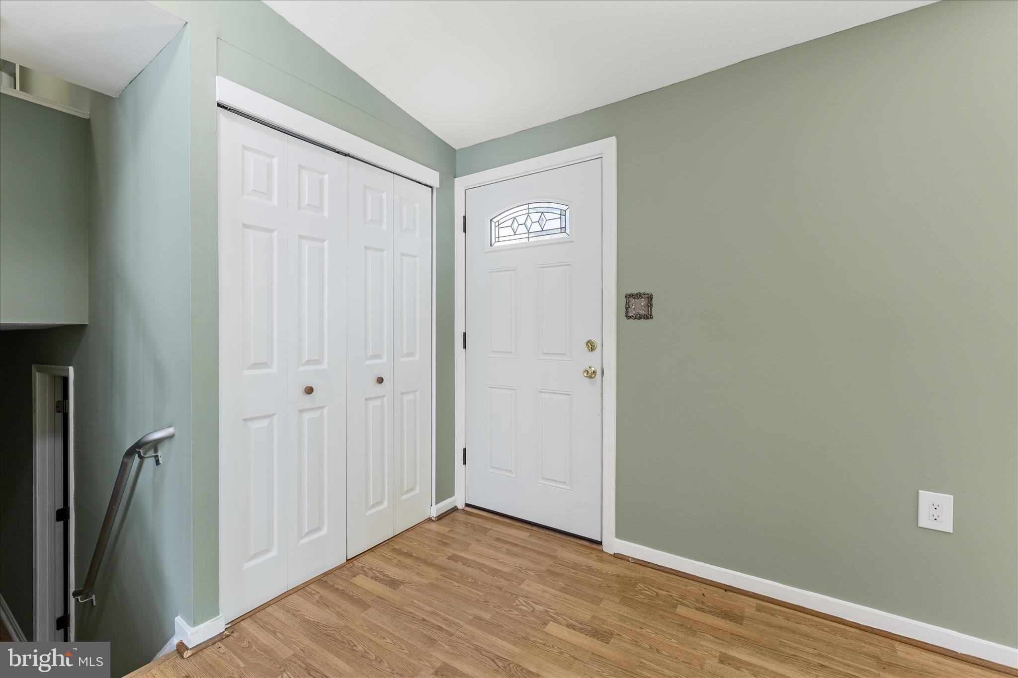 RESTON - Residential