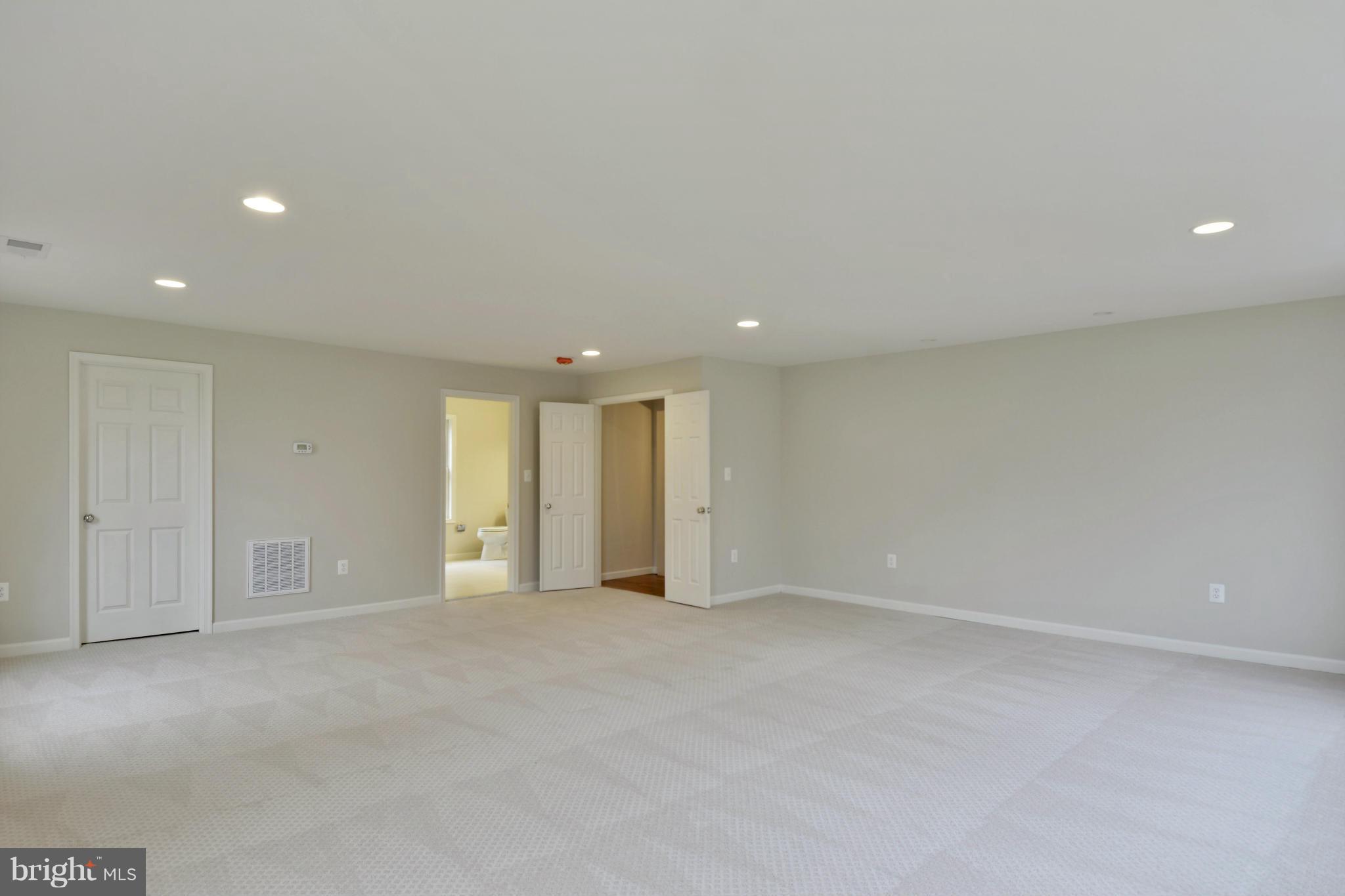 WESTPHALIA WOODS - Residential