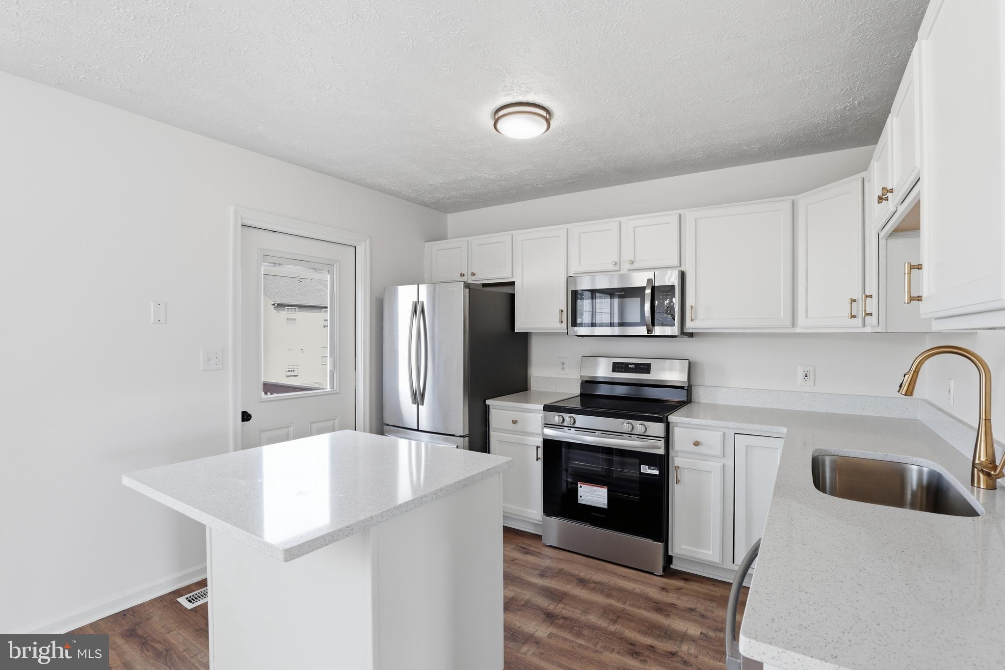 CHARLESTOWN COMMONS - Residential