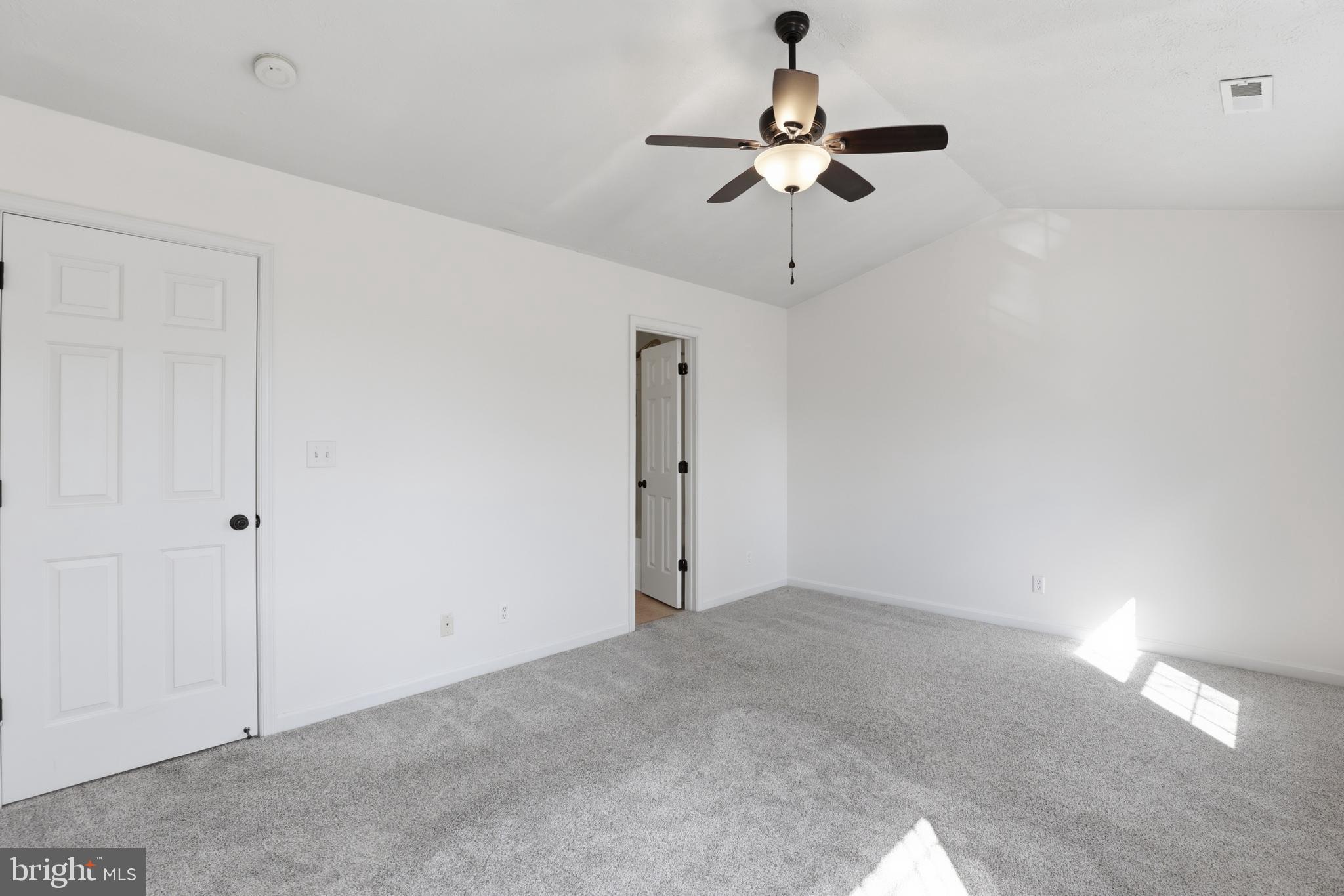 CHARLESTOWN COMMONS - Residential