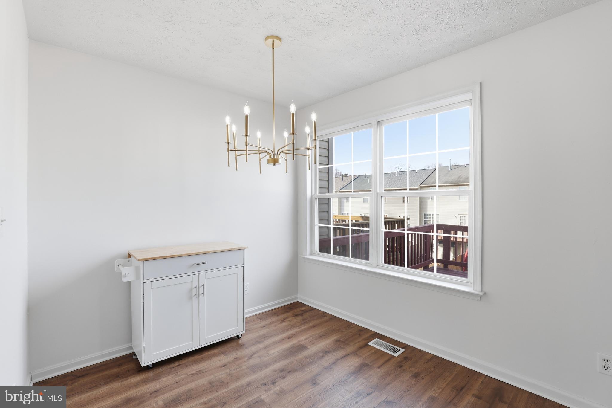 CHARLESTOWN COMMONS - Residential