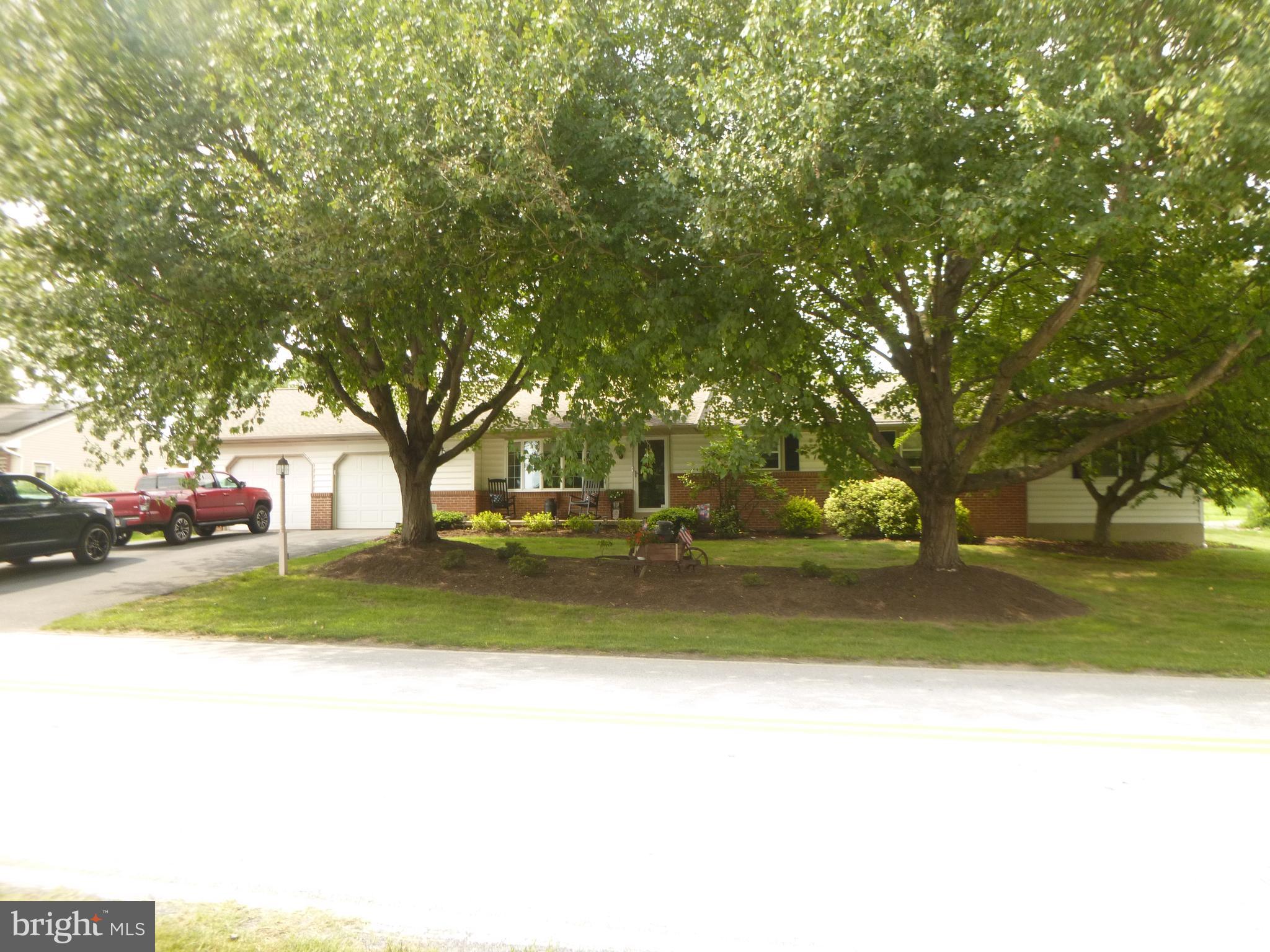 24 Hour Notice To Show. Agent Call Listing Office. Immaculate shape ranch home, well built, two fireplaces, large finished basement rec room. Great Room extension added with fireplace. Large rear patio with pergola.
Open space with walking trail to rear of property .