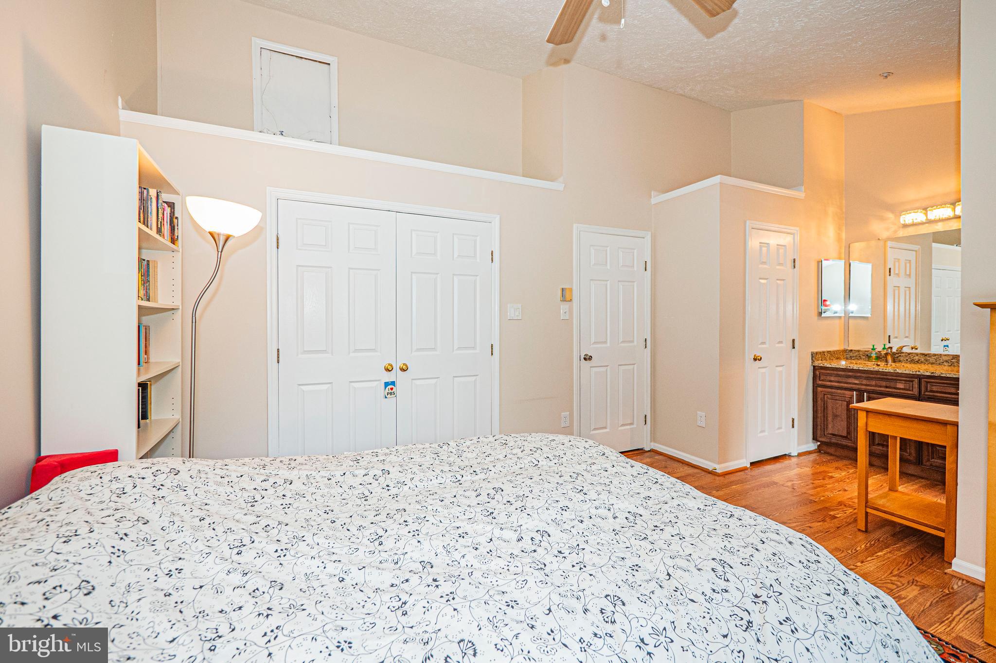 JAMES CREEK - Residential