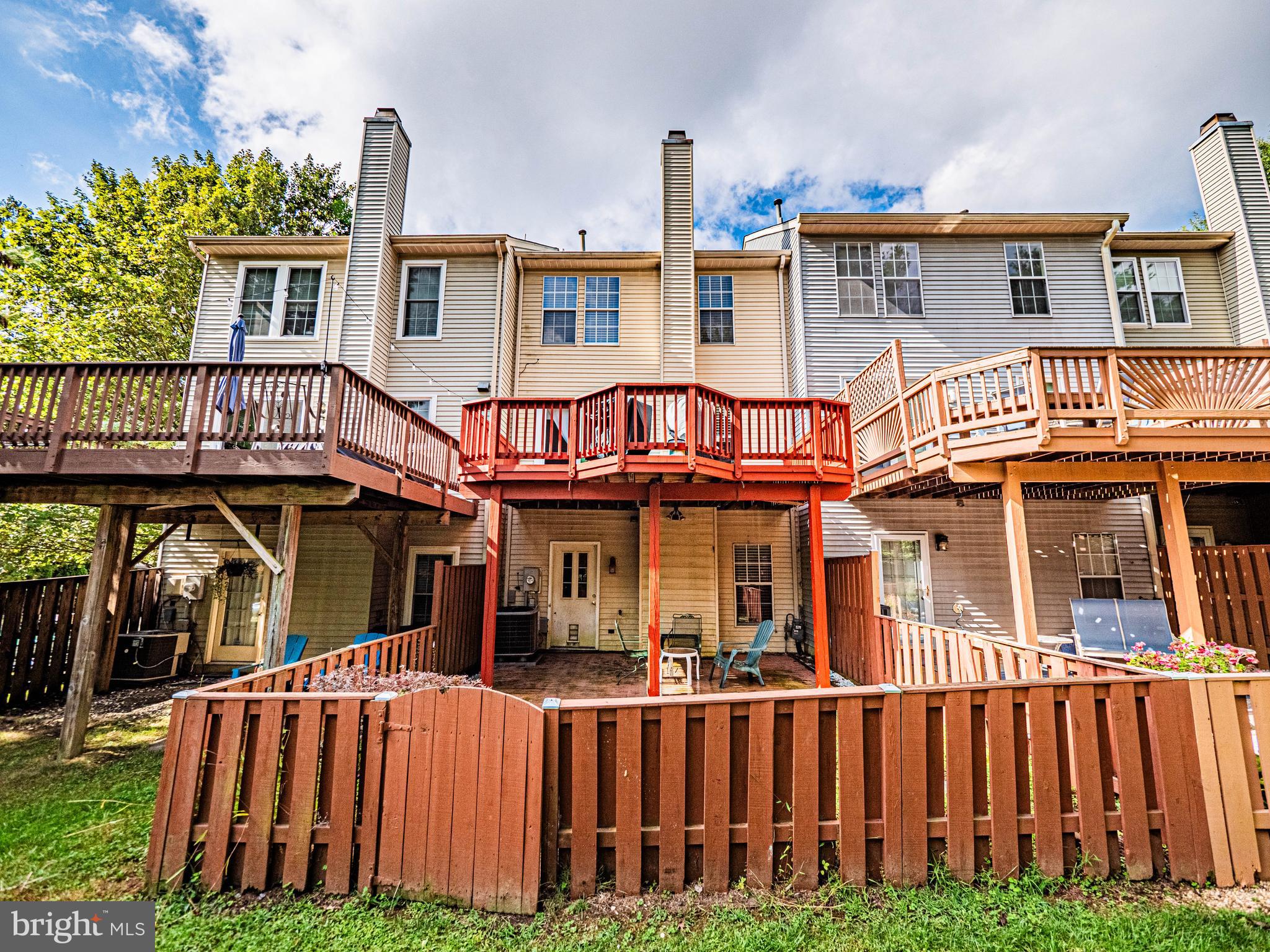 JAMES CREEK - Residential