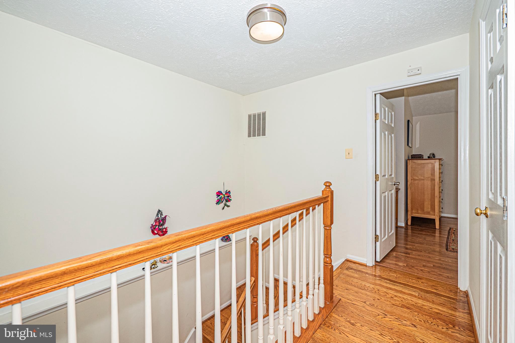 JAMES CREEK - Residential