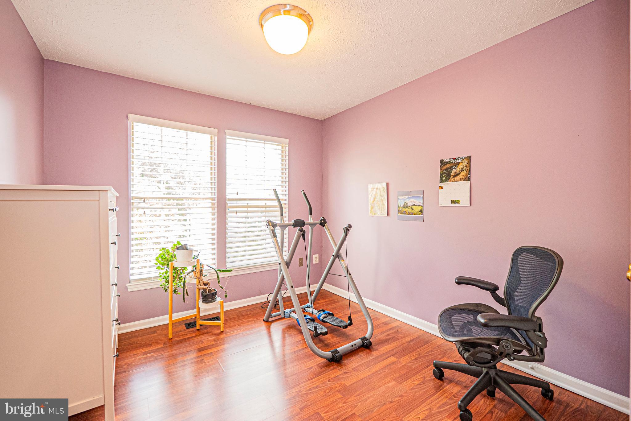 JAMES CREEK - Residential