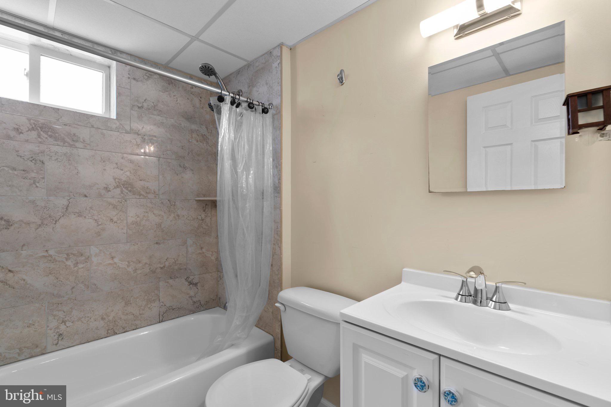 SILVER ROCK - Residential