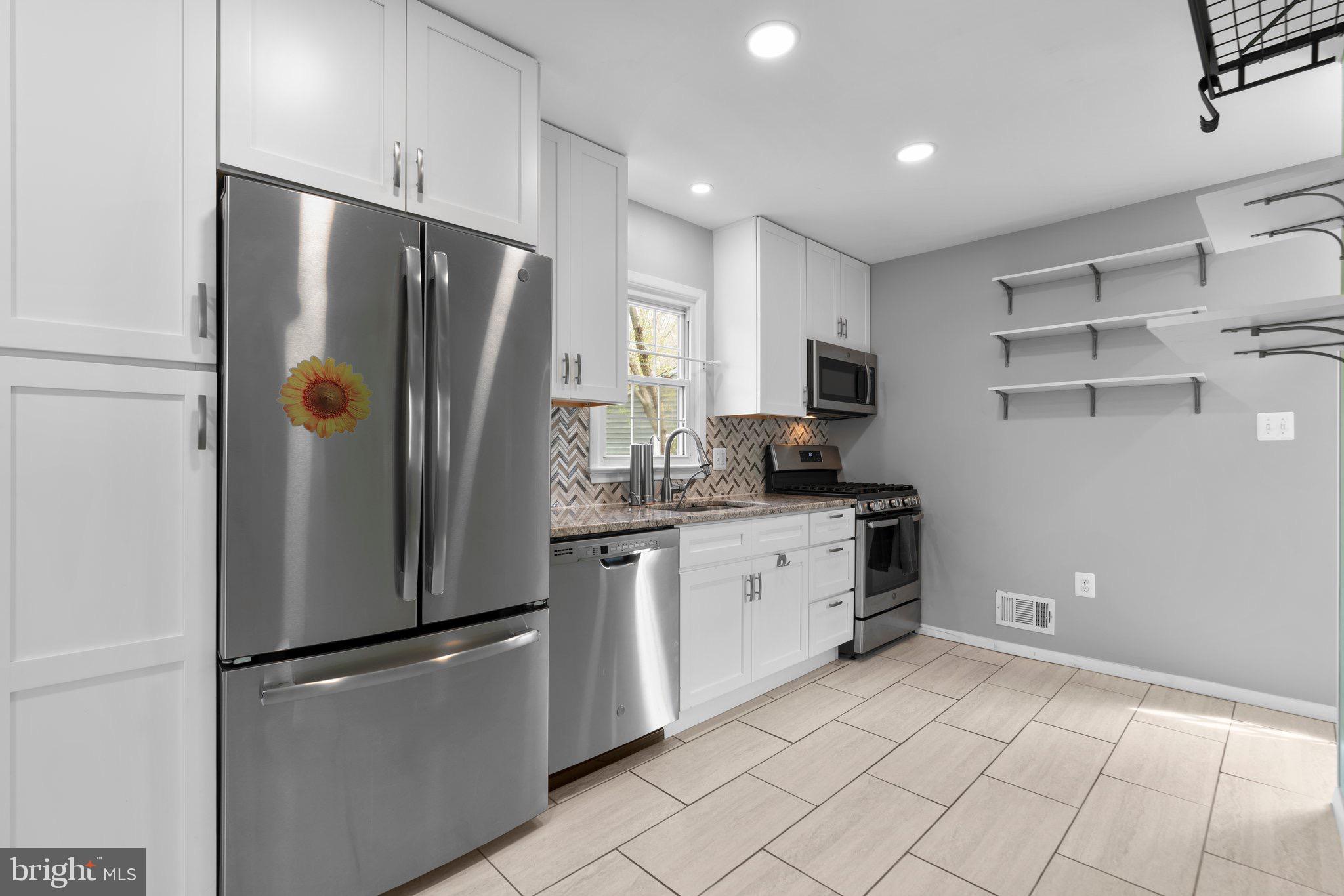 SILVER ROCK - Residential